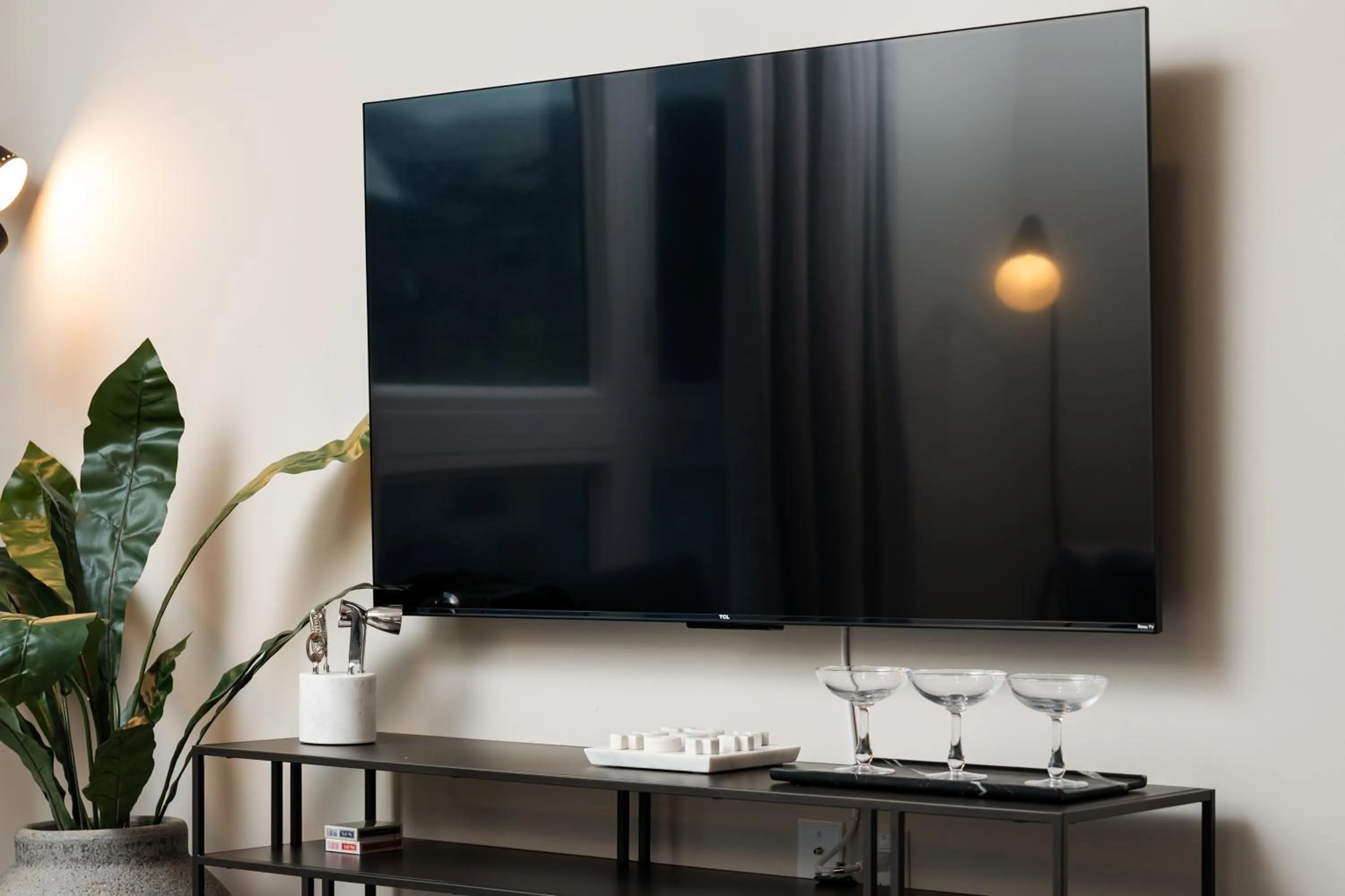 Living room in Luxury Furnished Apartments by Hyatus Downtown at Yale