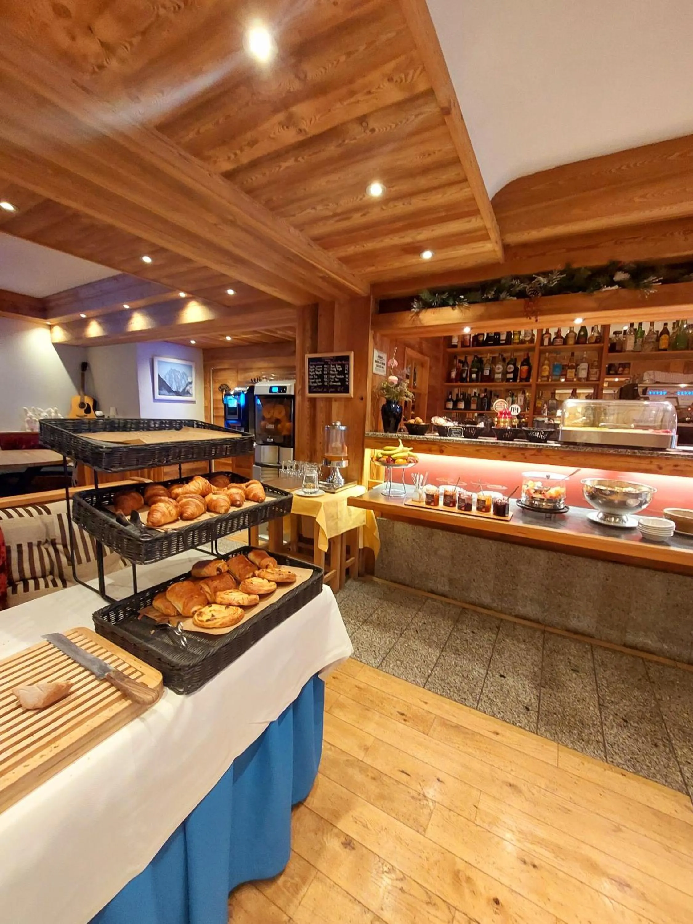 Breakfast in Park Hotel Suisse & Spa