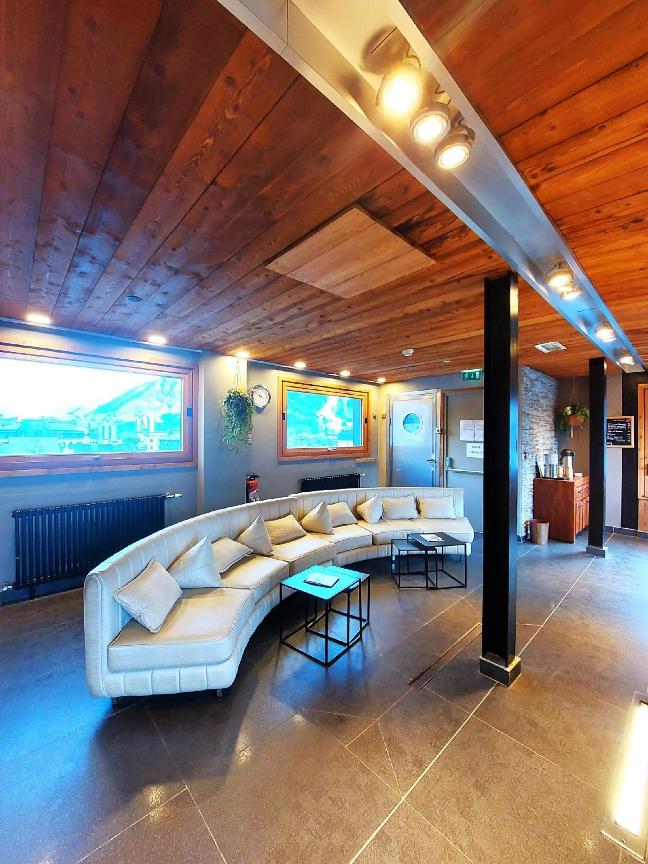 Spa and wellness centre/facilities in Park Hotel Suisse & Spa