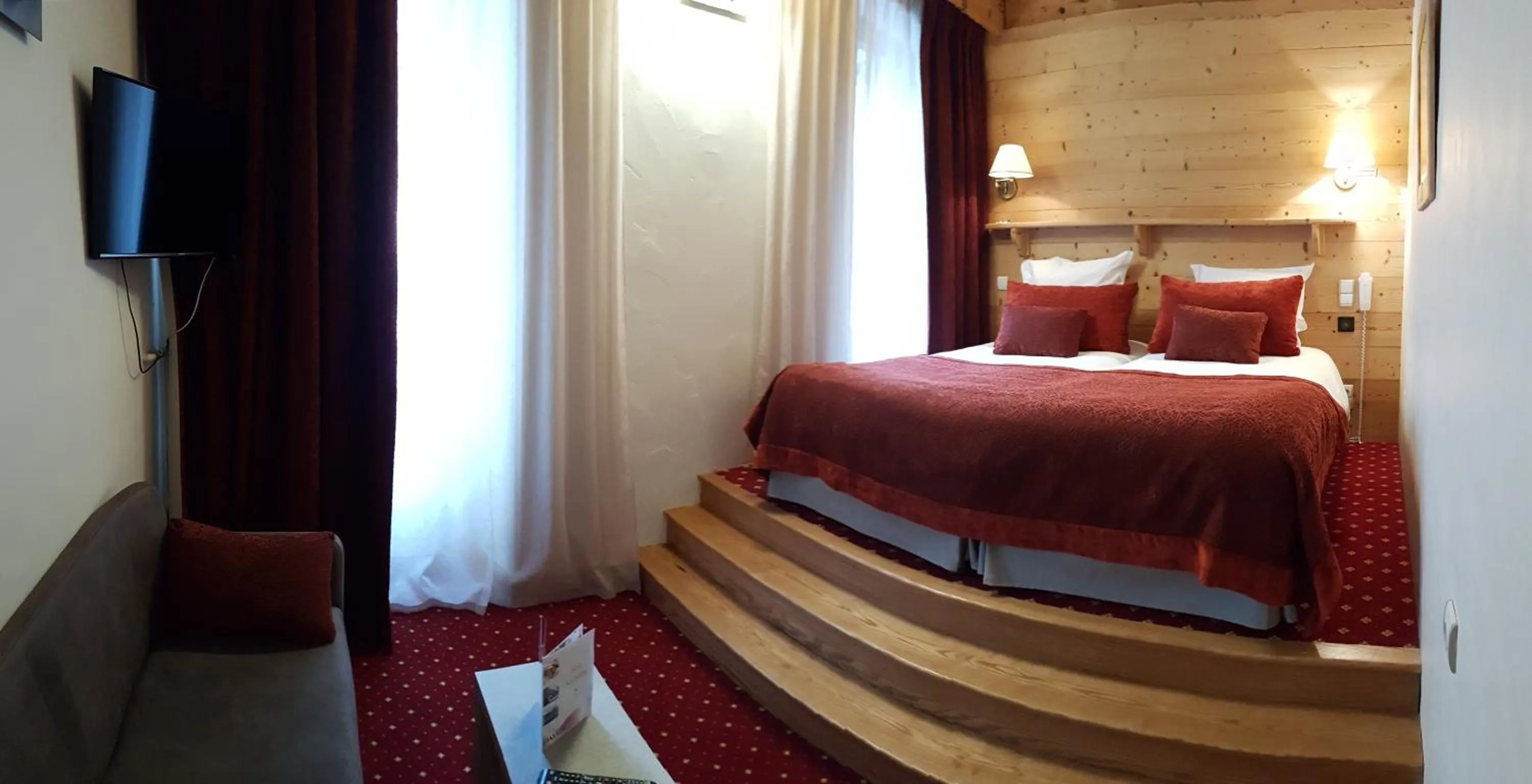 Bedroom, Bed in Park Hotel Suisse & Spa