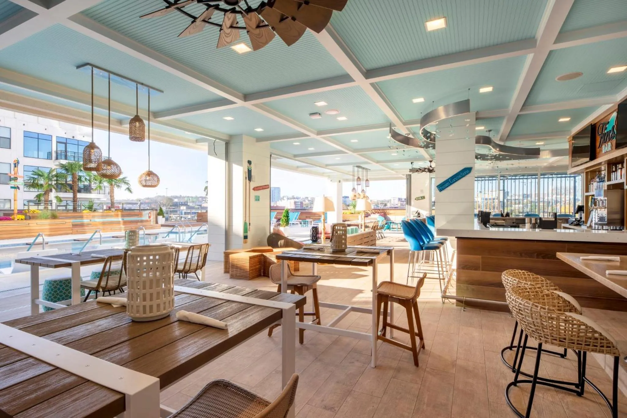 Lounge or bar in Margaritaville Vacation Club - Nashville
