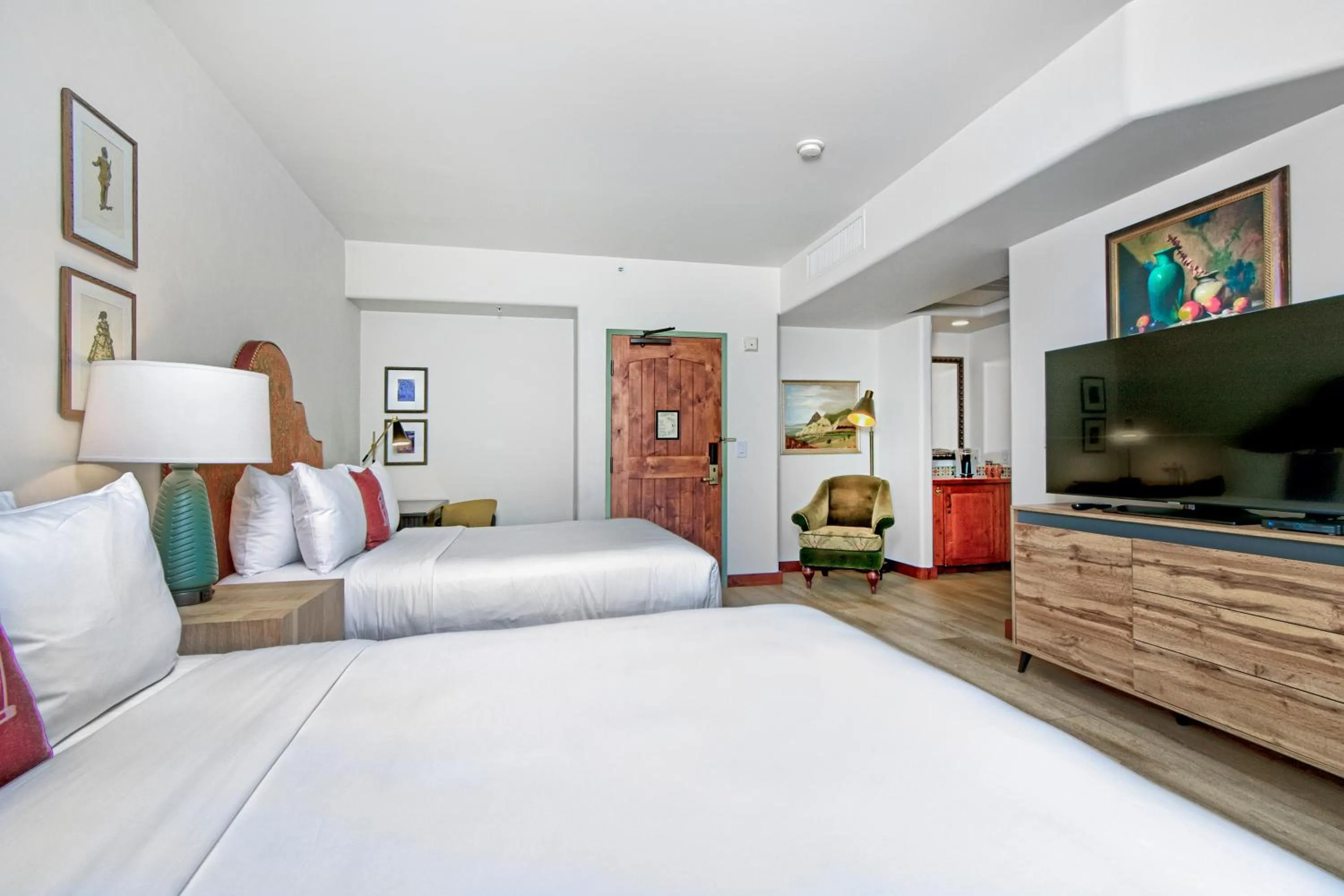 Bed in Hotel Los Gatos