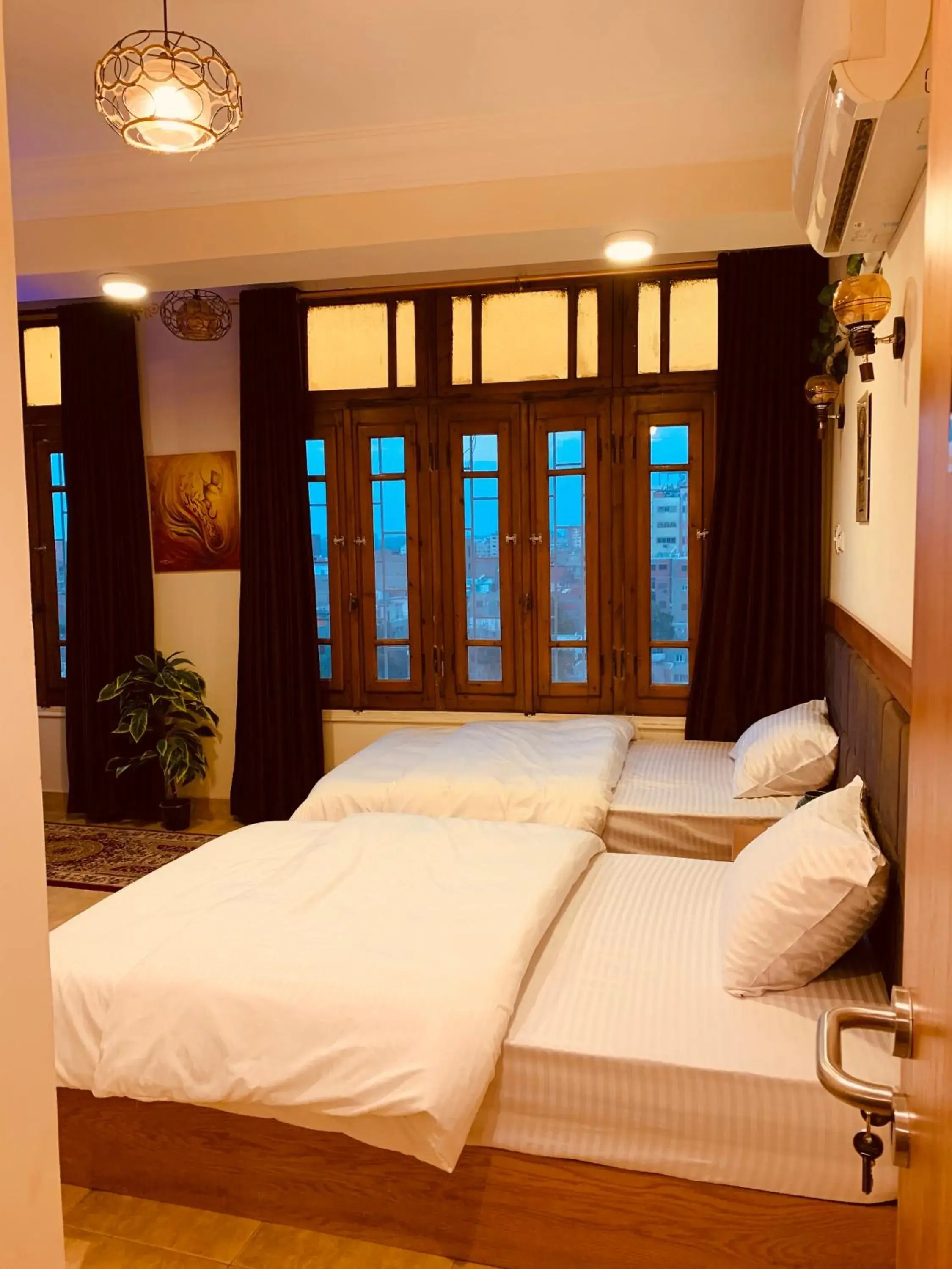 Twin Room with Shower in Draz pyramids view Bed & breakfast Twin Room with Shower in Draz pyramids view Bed & breakfast