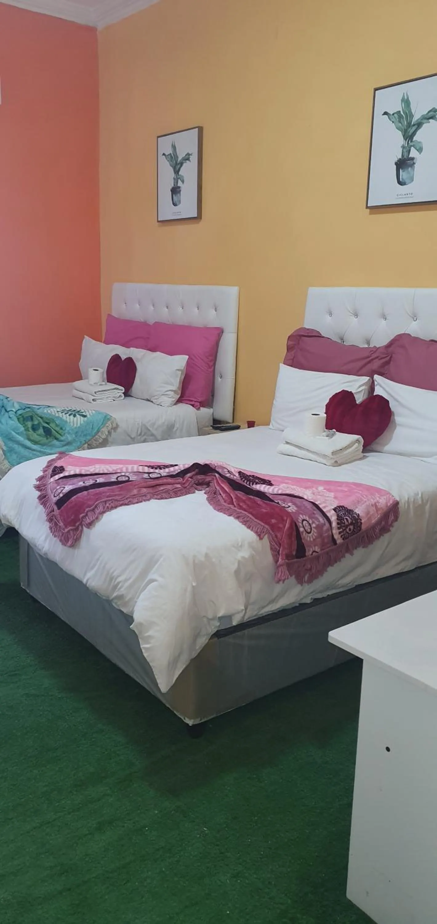 Bed in Helpful lodge