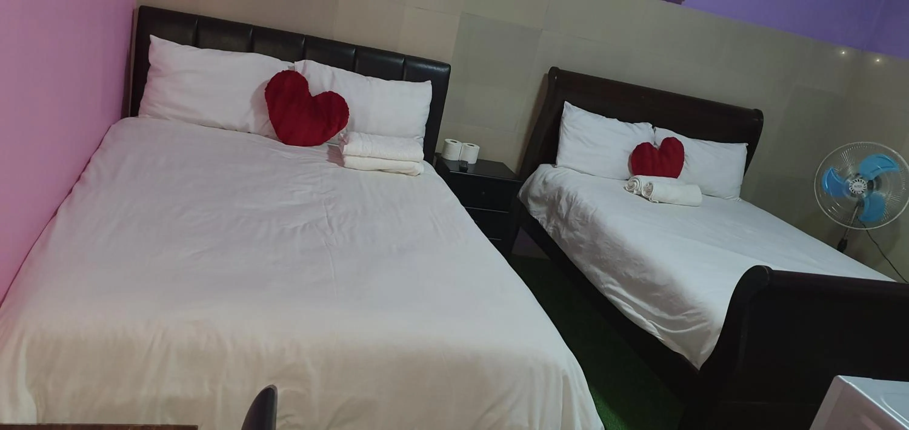 Bed in Helpful lodge