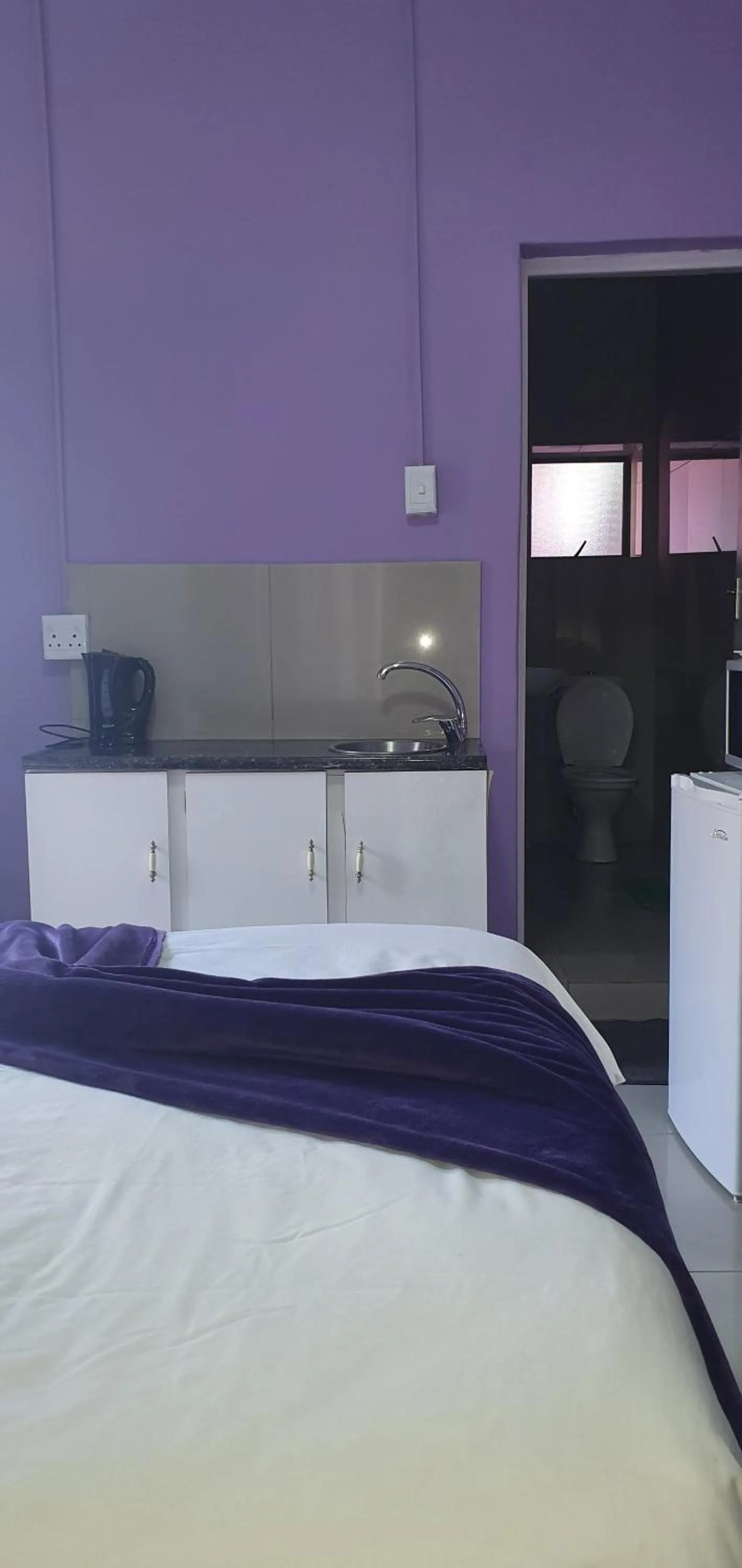 Bed in Helpful lodge