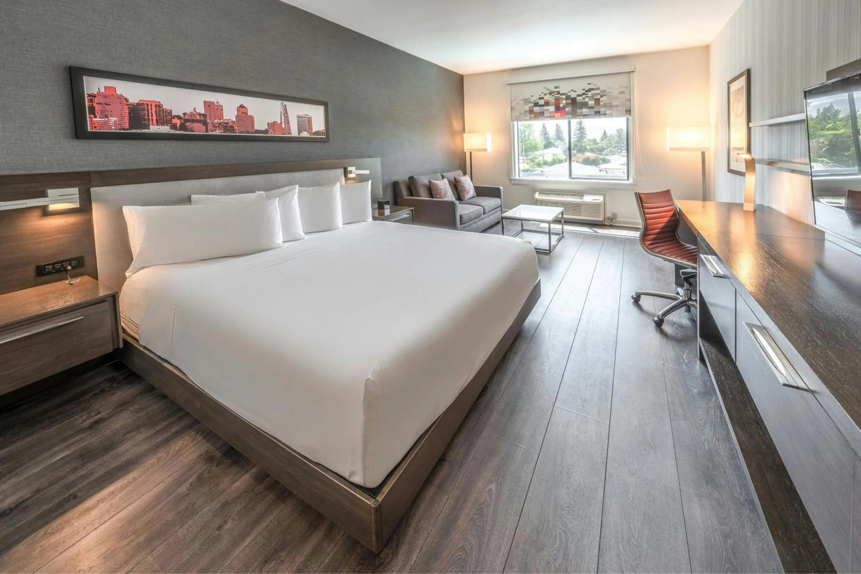 Photo of the whole room, Bed in Aloft San Jose Cupertino