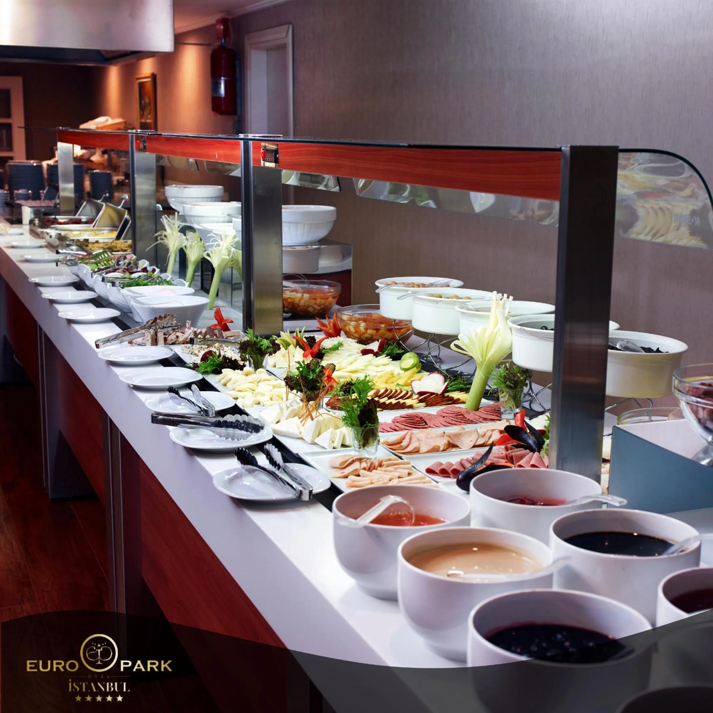 Restaurant/places to eat in Euro Park Otel