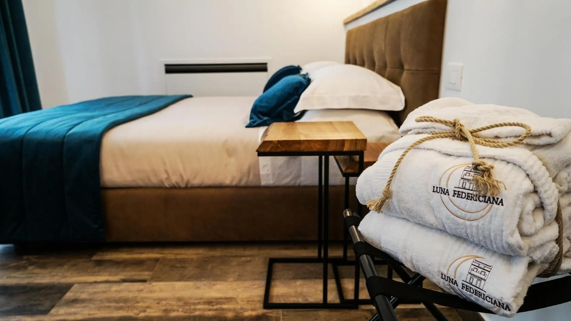 Photo of the whole room, Bed in Luna Federiciana Luxury Room & Spa