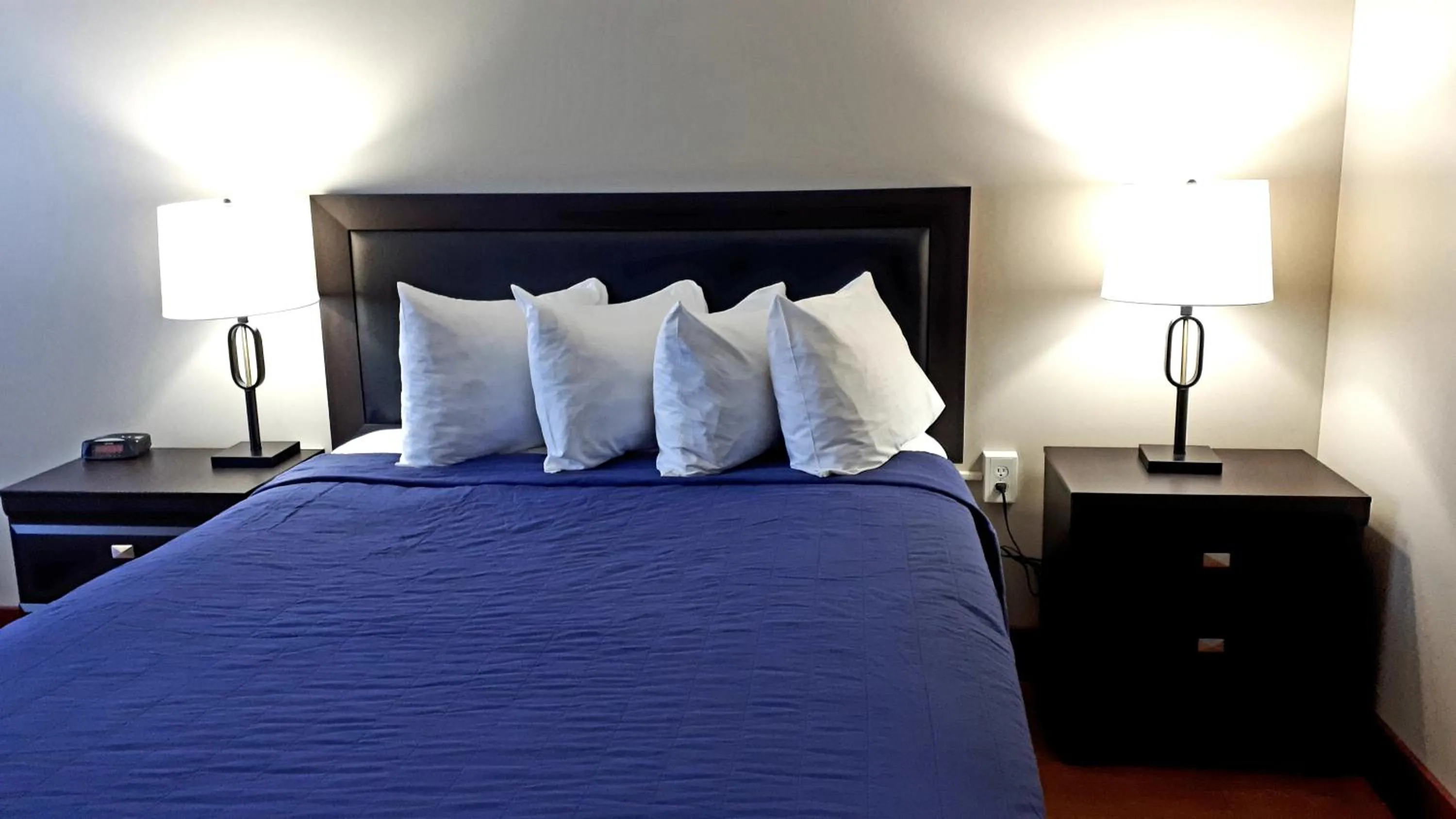 Bedroom in Causeway Bay Hotel