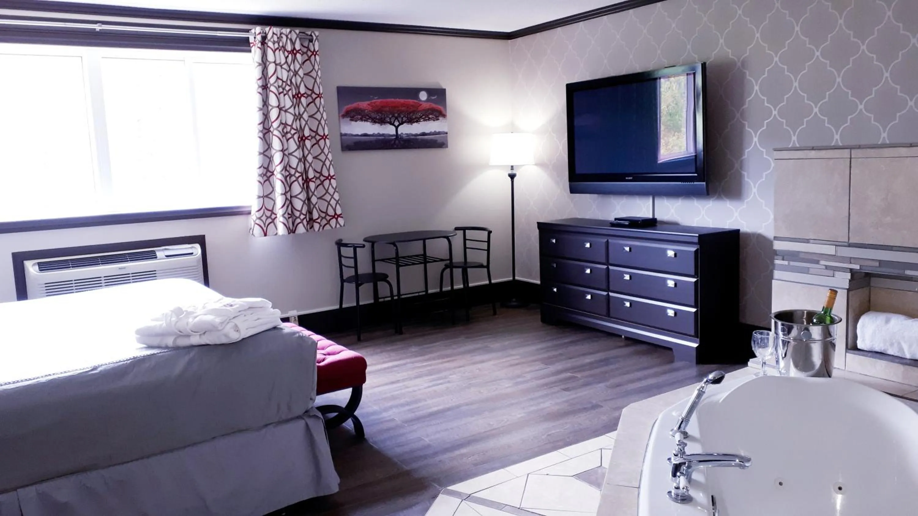 Bedroom in Causeway Bay Hotel