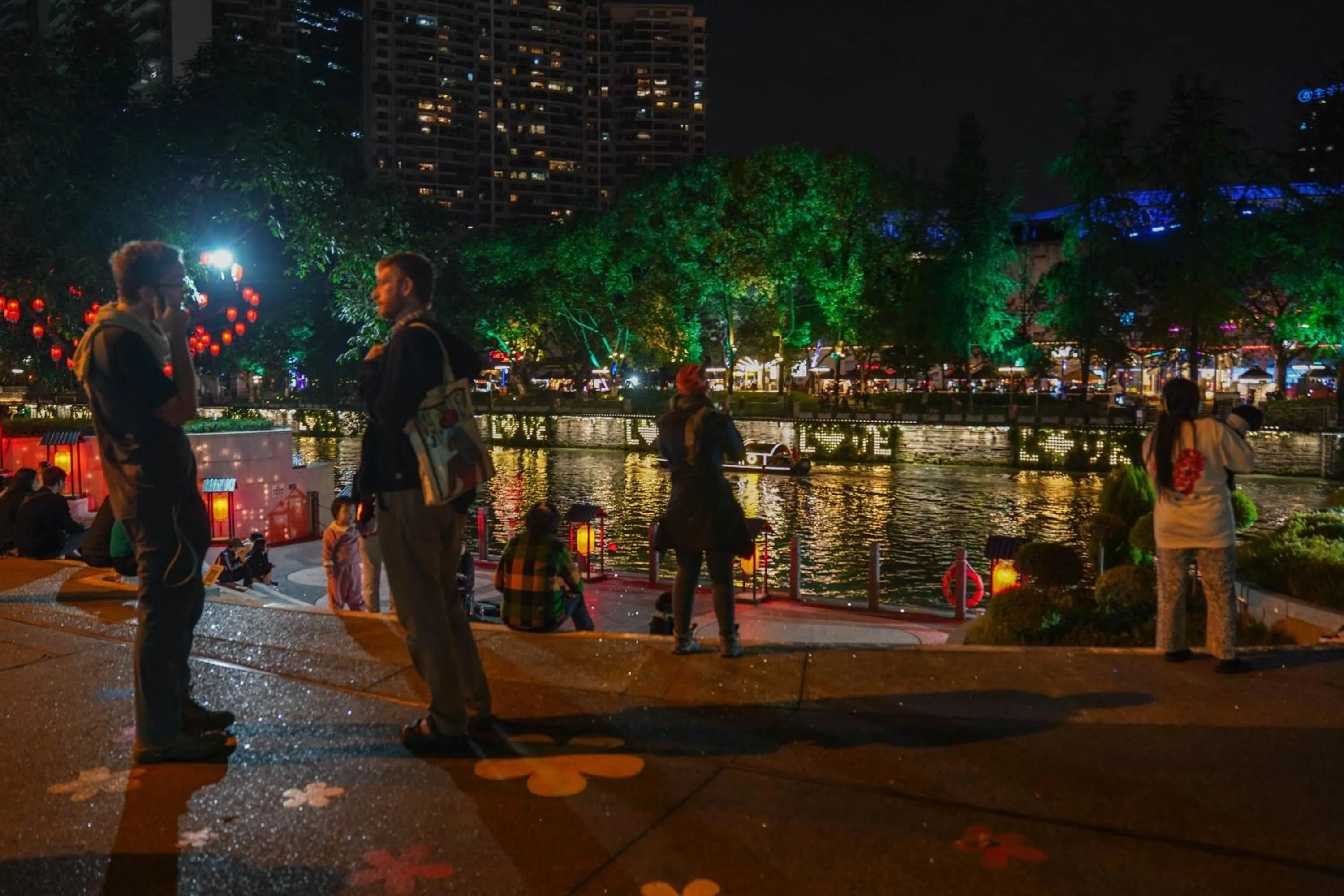 Activities in Chengdu Local Tea Hostel - Short Walk To Taikooli - Chill & Social Coffee Lounge - Metro downstairs - Free Activities - Friendly English Speaking Staff - Tibet, Panda, Buddha & Snow Mountain Tours