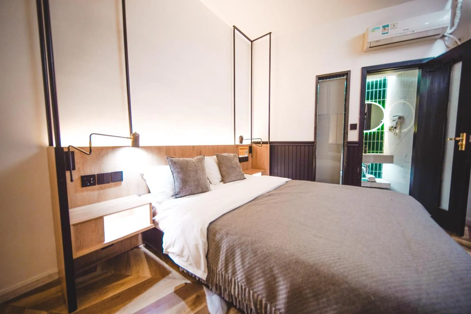 Photo of the whole room, Bed in Chengdu Local Tea Hostel - Short Walk To Taikooli - Chill & Social Coffee Lounge - Metro downstairs - Free Activities - Friendly English Speaking Staff - Tibet, Panda, Buddha & Snow Mountain Tours