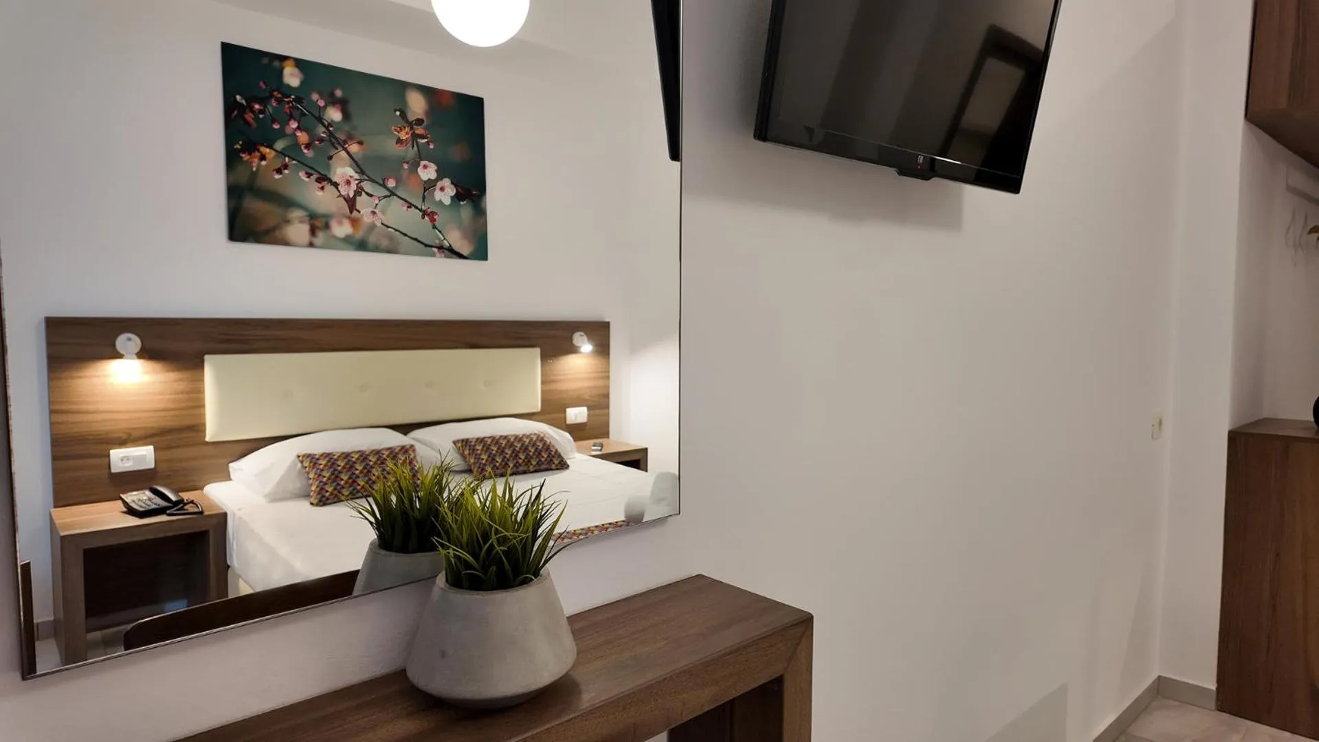 Bedroom, Bed in Hotel Santorini