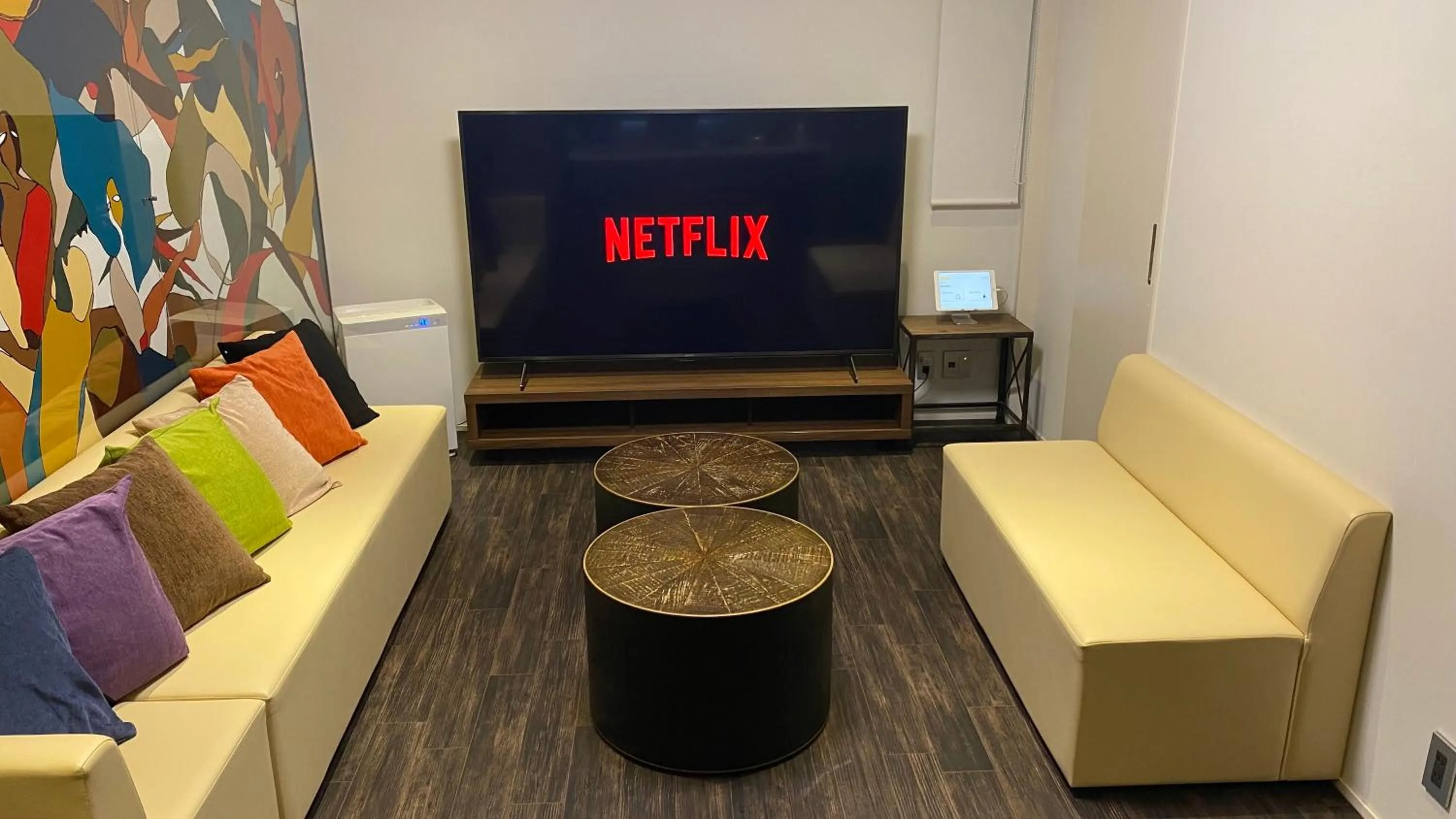 Living room in Bond Base