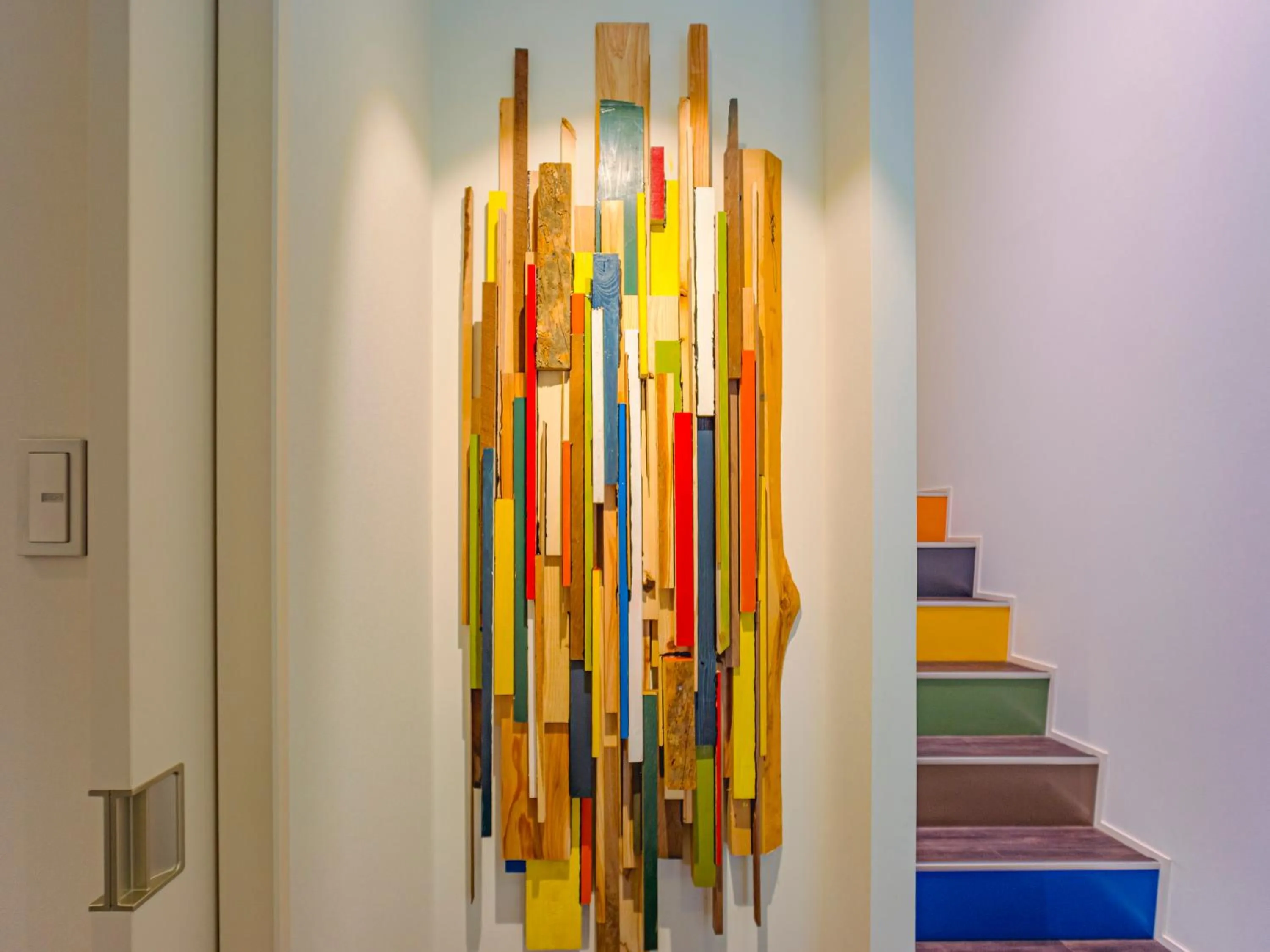 Decorative detail in Bond Base