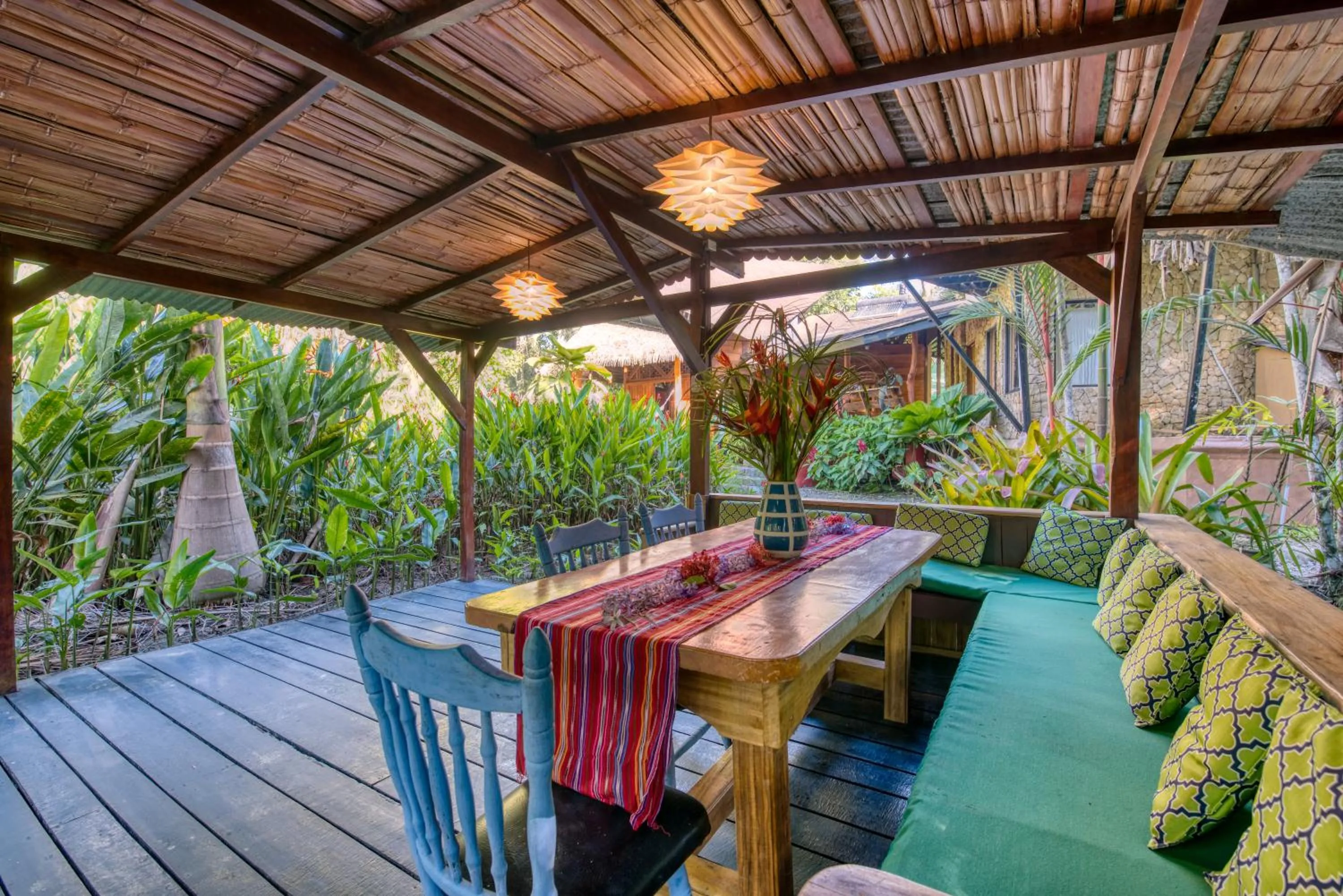 Balcony/Terrace in Tree House Beachfront Lodge