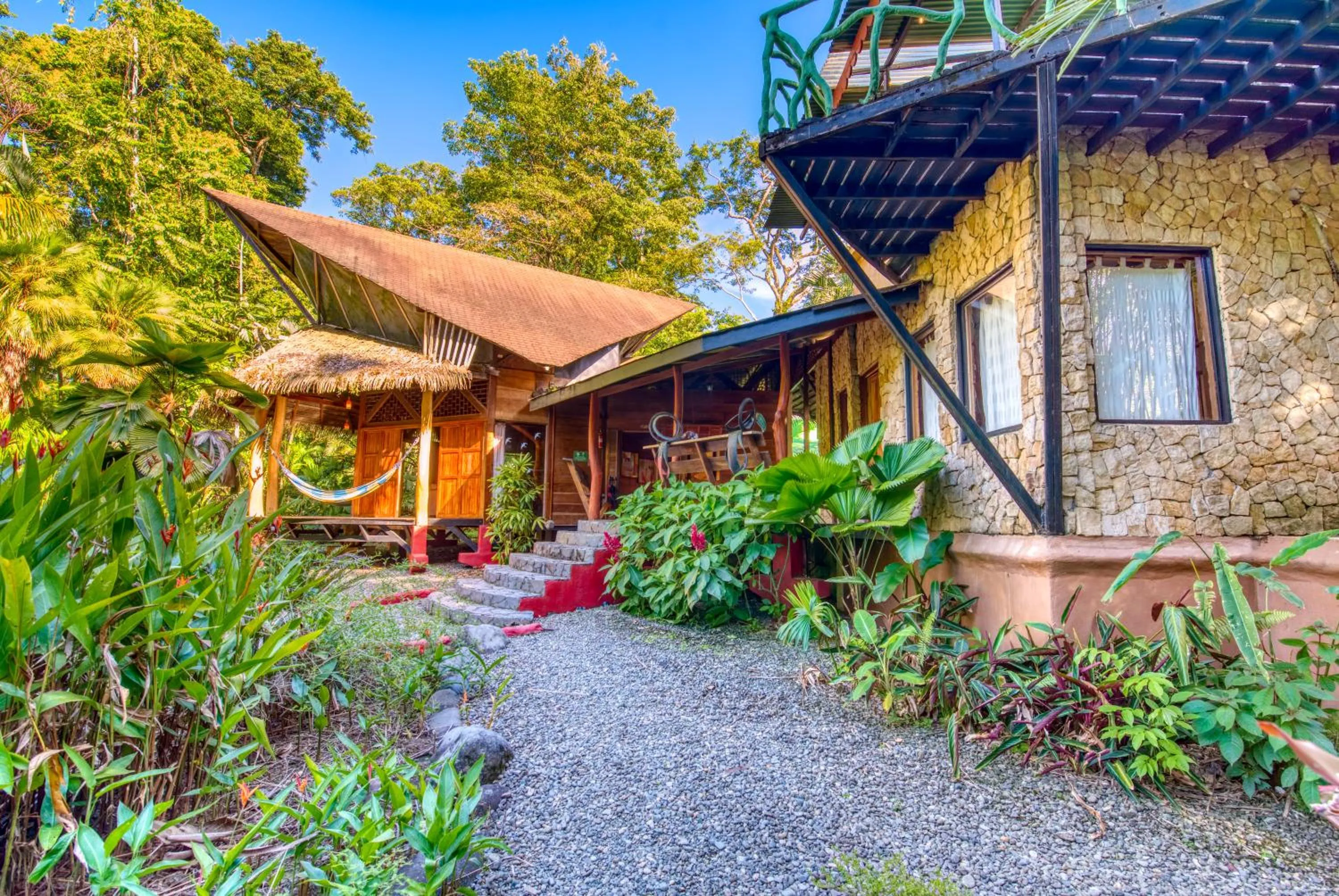 Property building in Tree House Beachfront Lodge