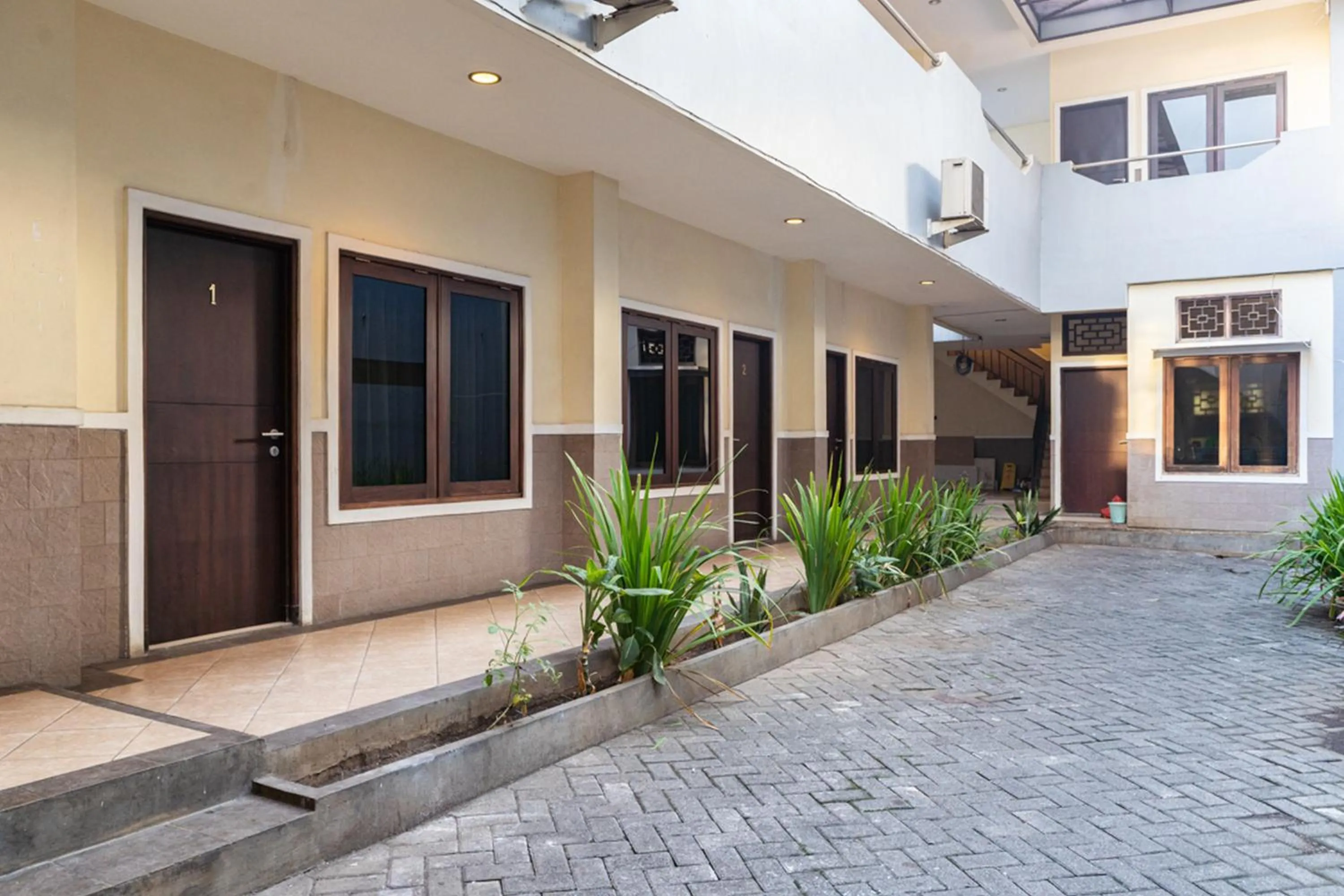 RedDoorz near Bahu Mall Manado