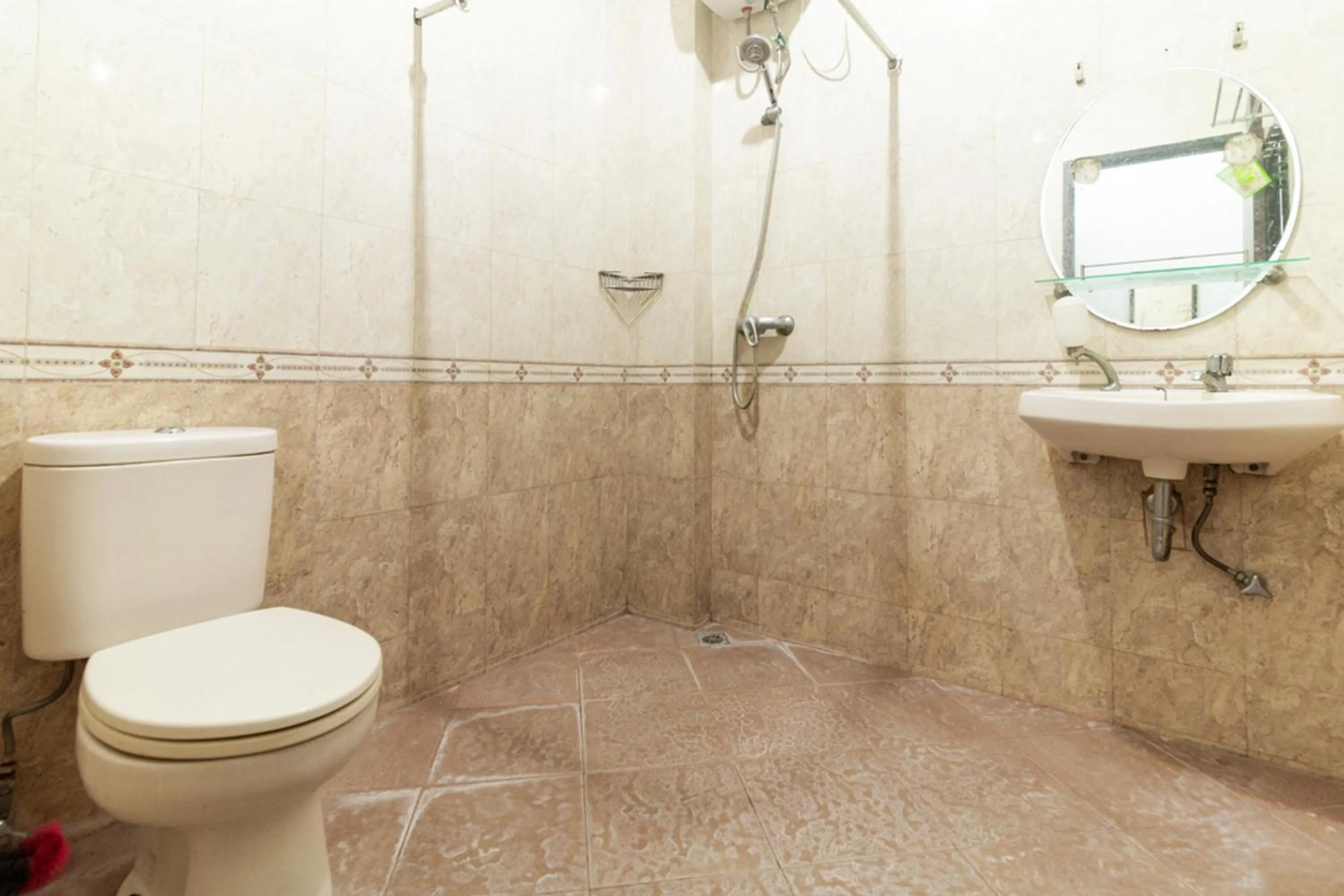 RedDoorz near Bahu Mall Manado