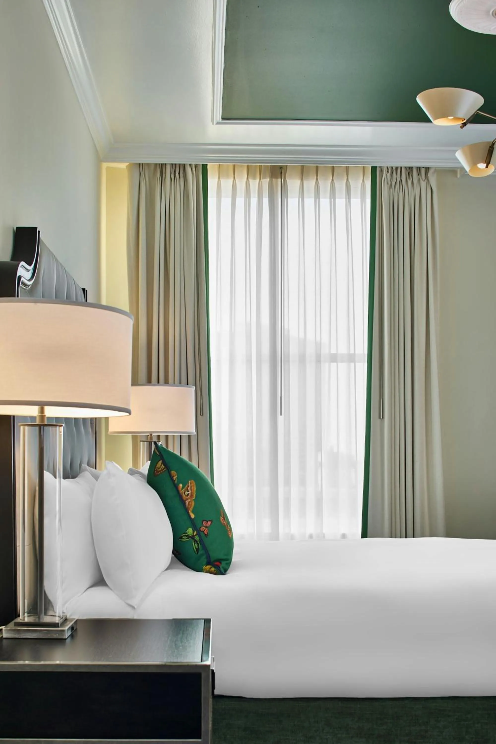 Bedroom, Bed in Le Pavillon, New Orleans, a Tribute Portfolio Hotel