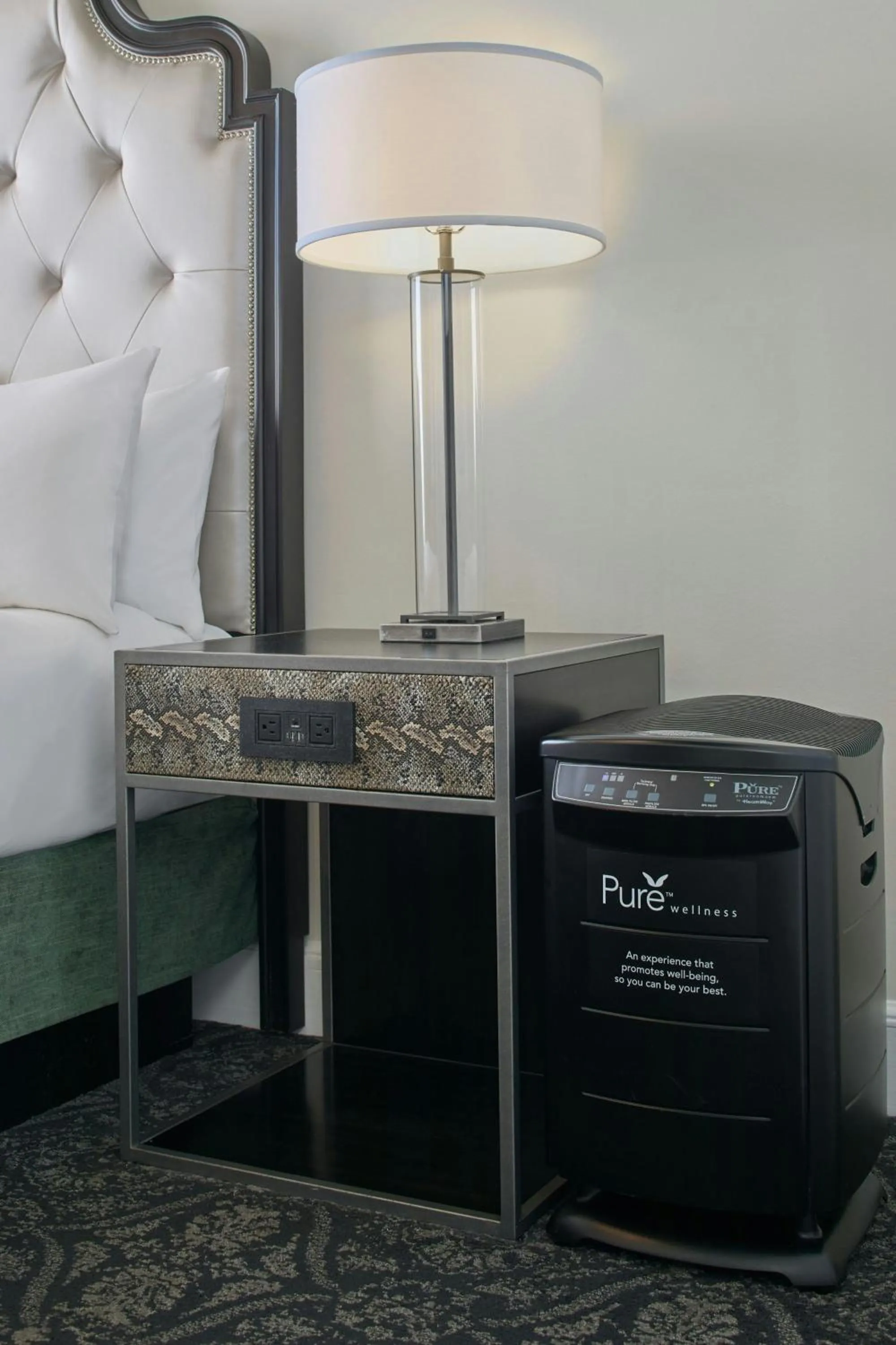 Photo of the whole room in Le Pavillon, New Orleans, a Tribute Portfolio Hotel