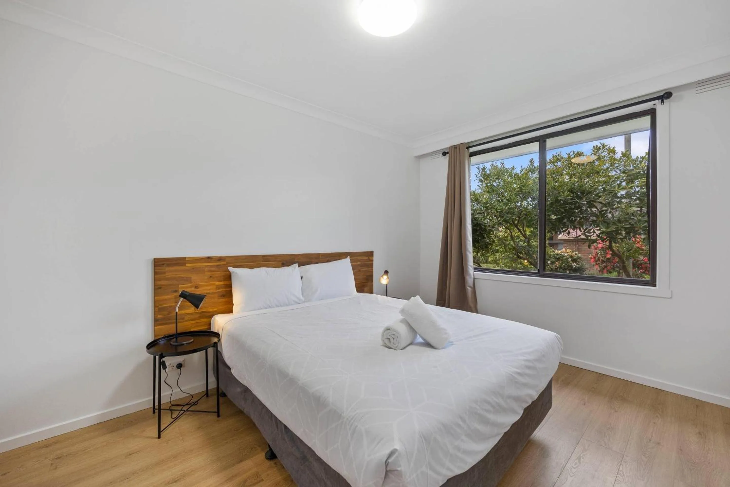 Bedroom, Bed in Econo Lodge Lilydale