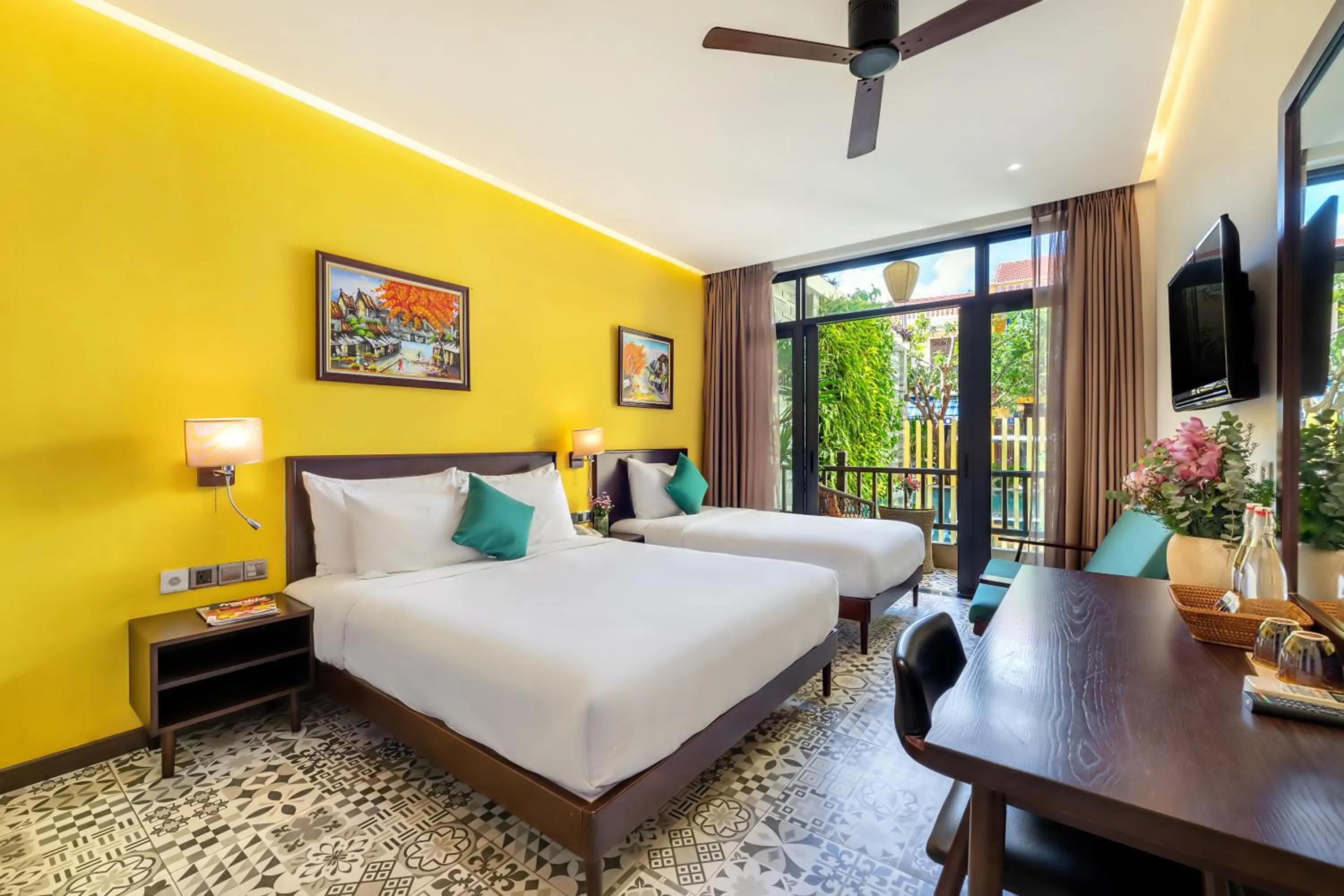 Bed in Villa Soleil Hoi An