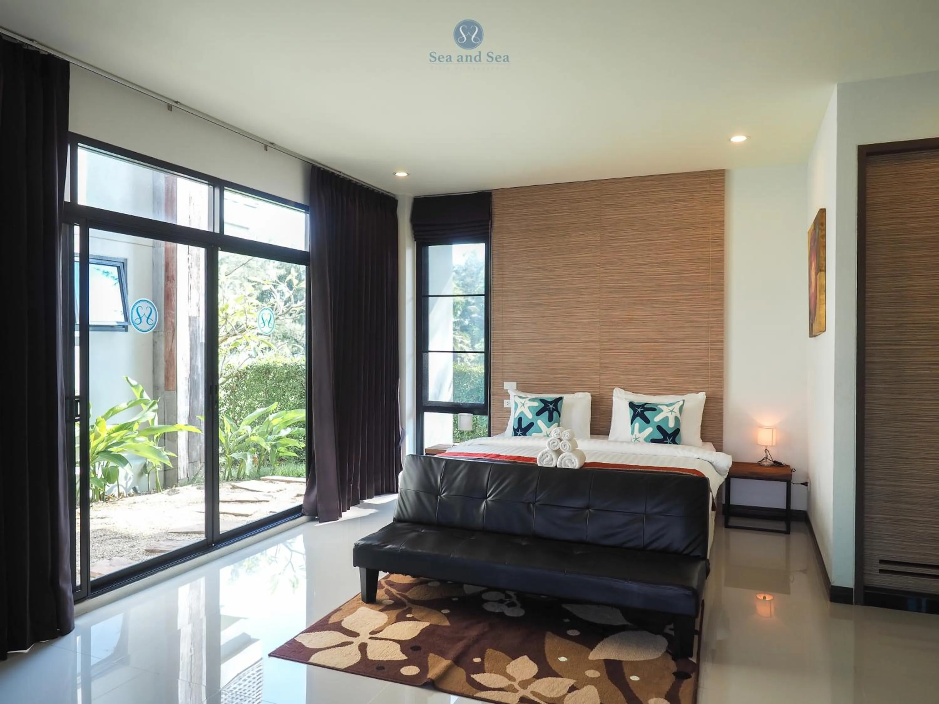 Bed in Sea and Sea Villa Sangaroon