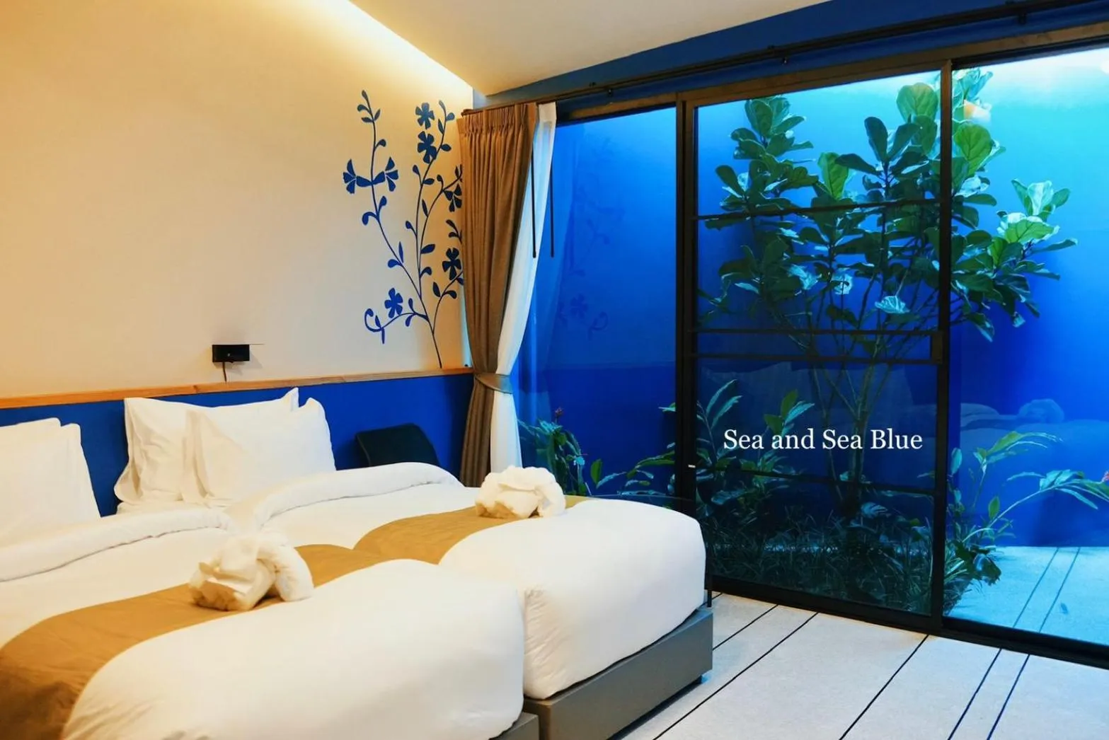 Bed in Sea and Sea Villa Sangaroon