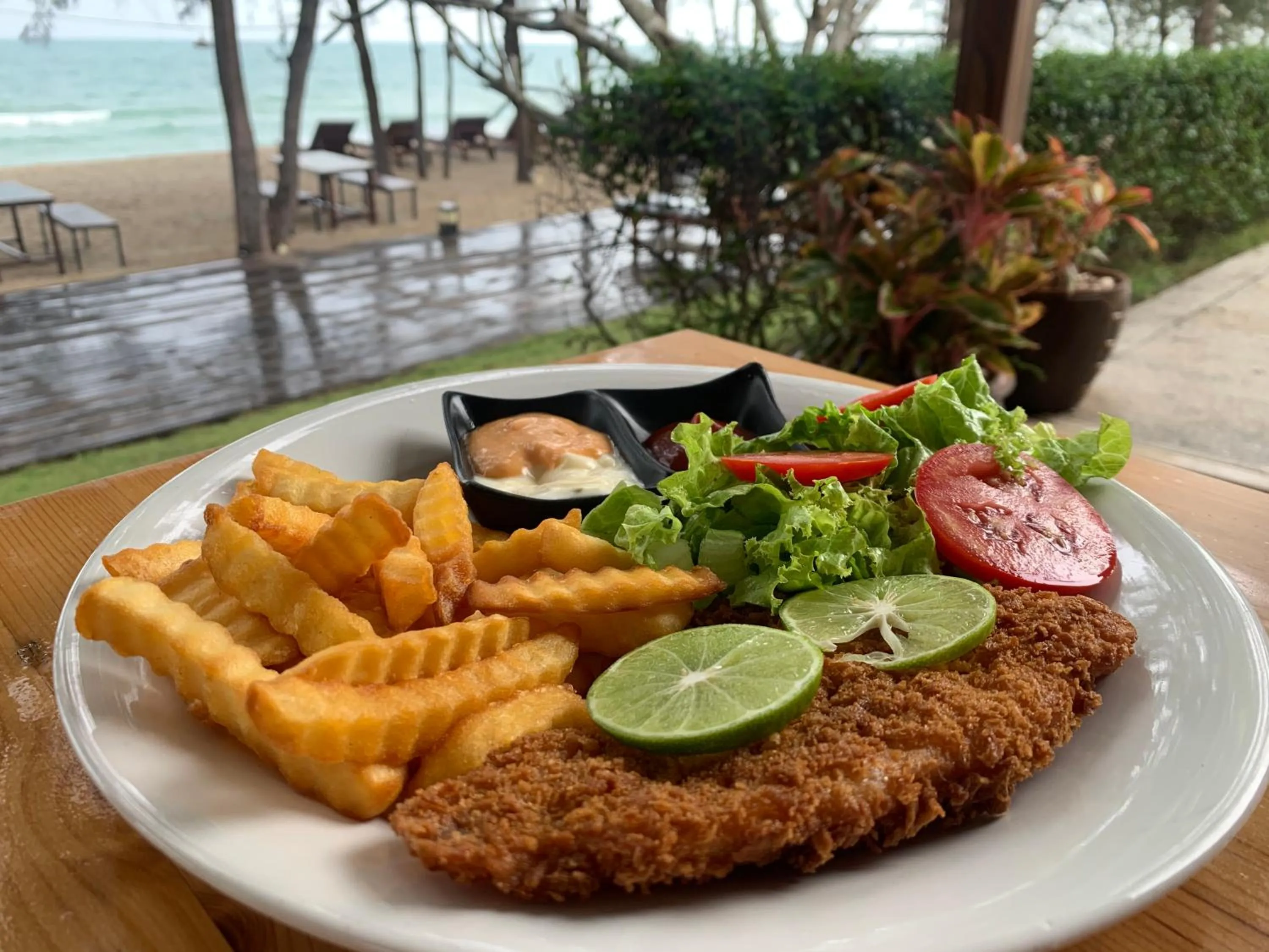 Food and drinks in Sea and Sea Villa Sangaroon