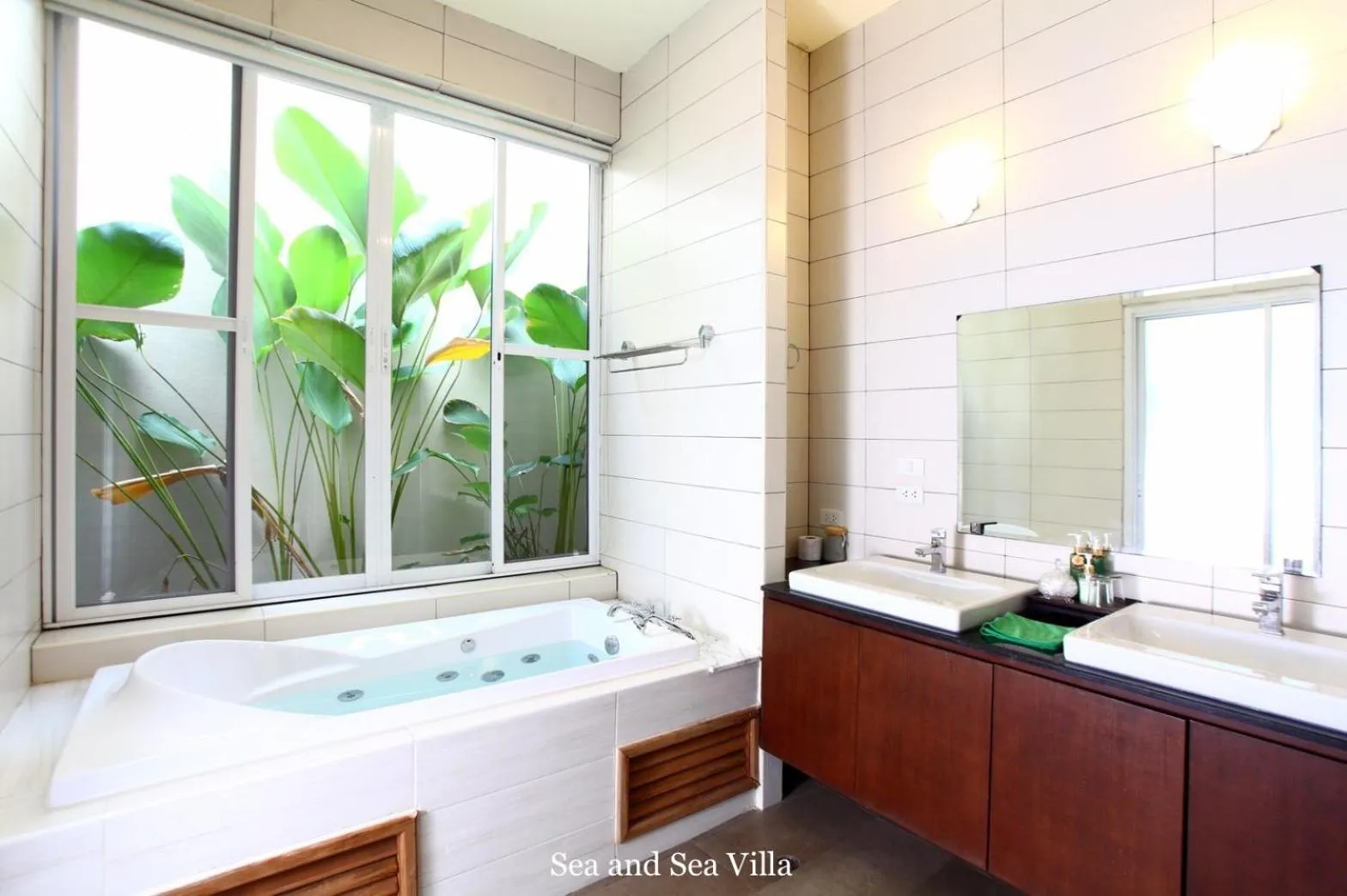 Bathroom in Sea and Sea Villa Sangaroon