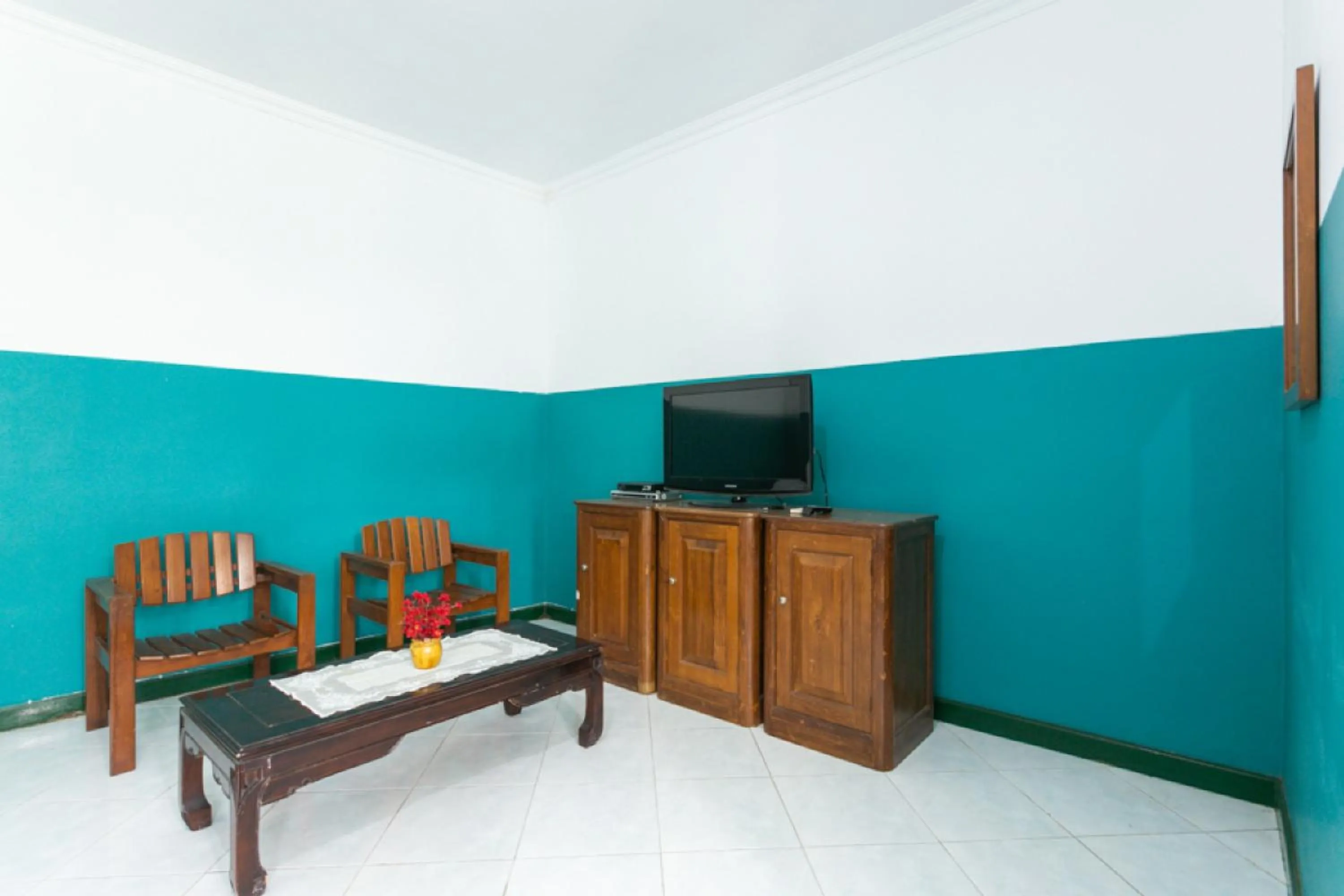 RedDoorz Syariah near Alun Alun Magelang Bayeman