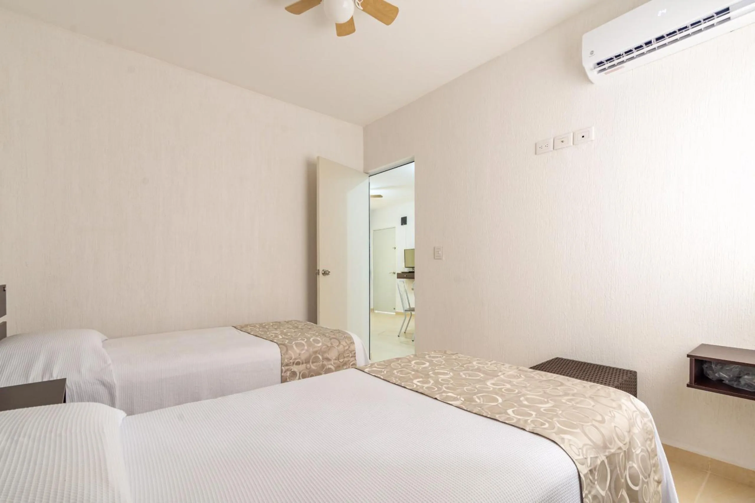 Bed in Relaxing & Quite Apt - Full Apartment