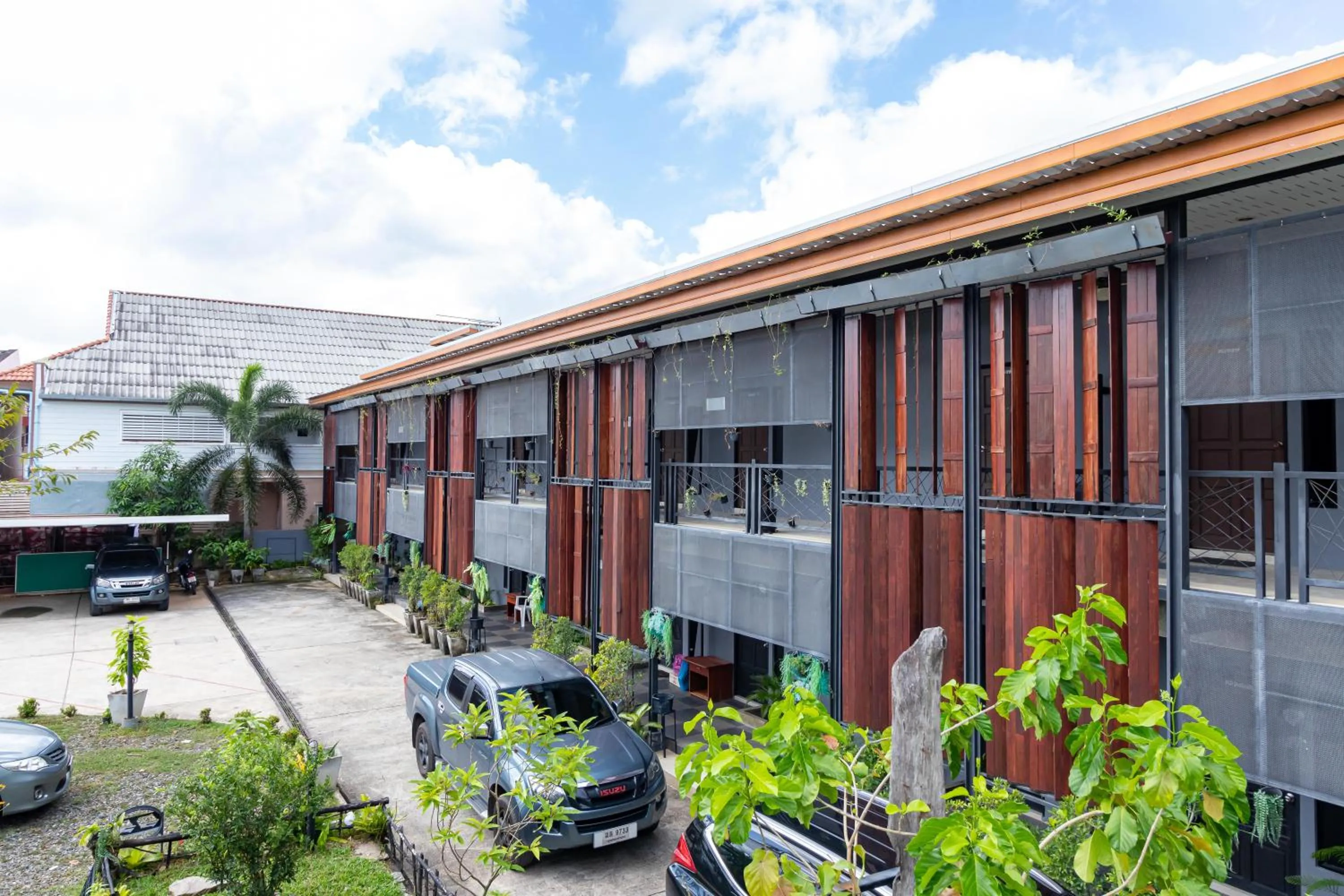 CS Klongtoey Grand Resort