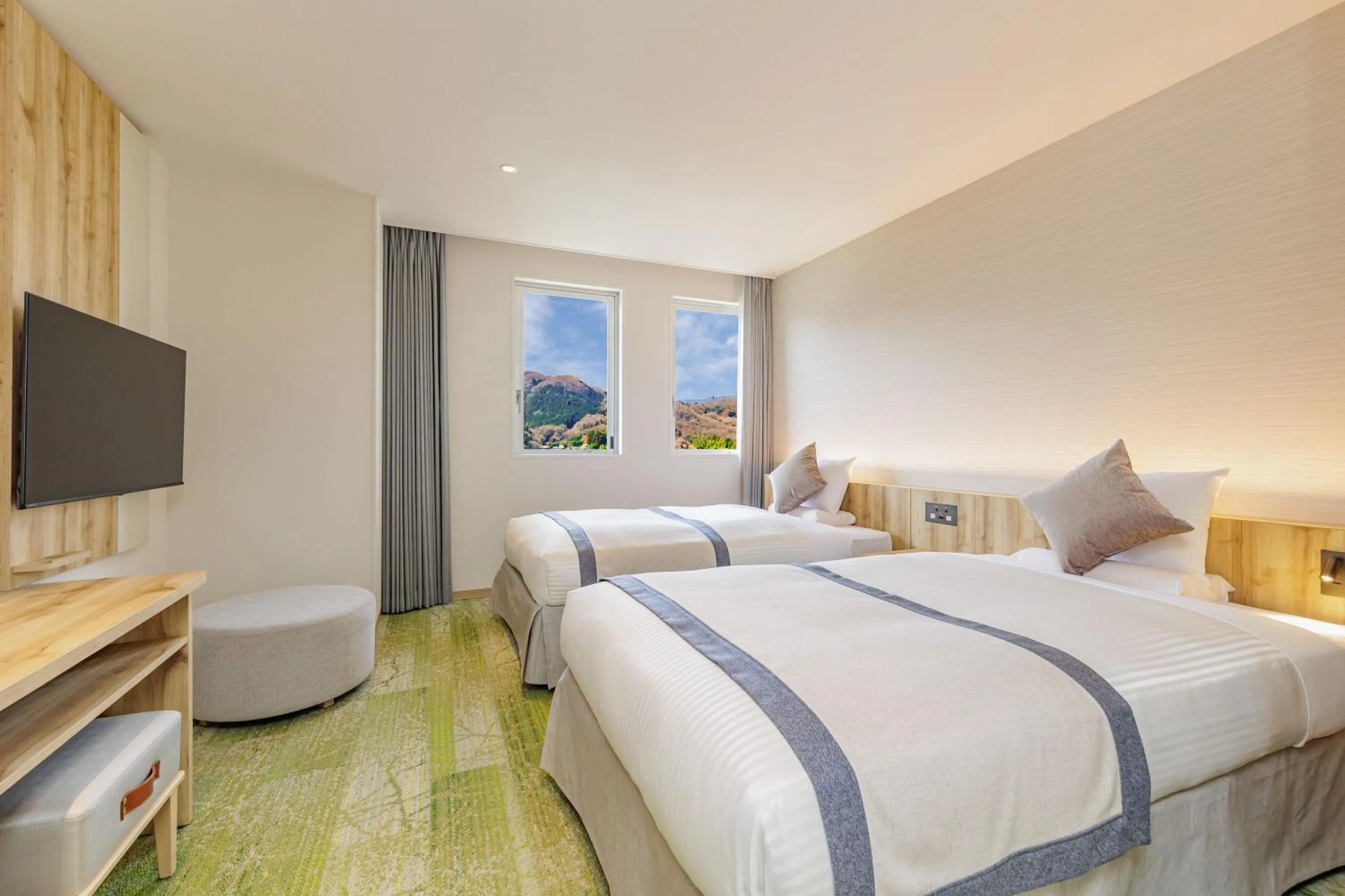 Photo of the whole room, Bed in KAMENOI HOTEL Nagatoro Yorii