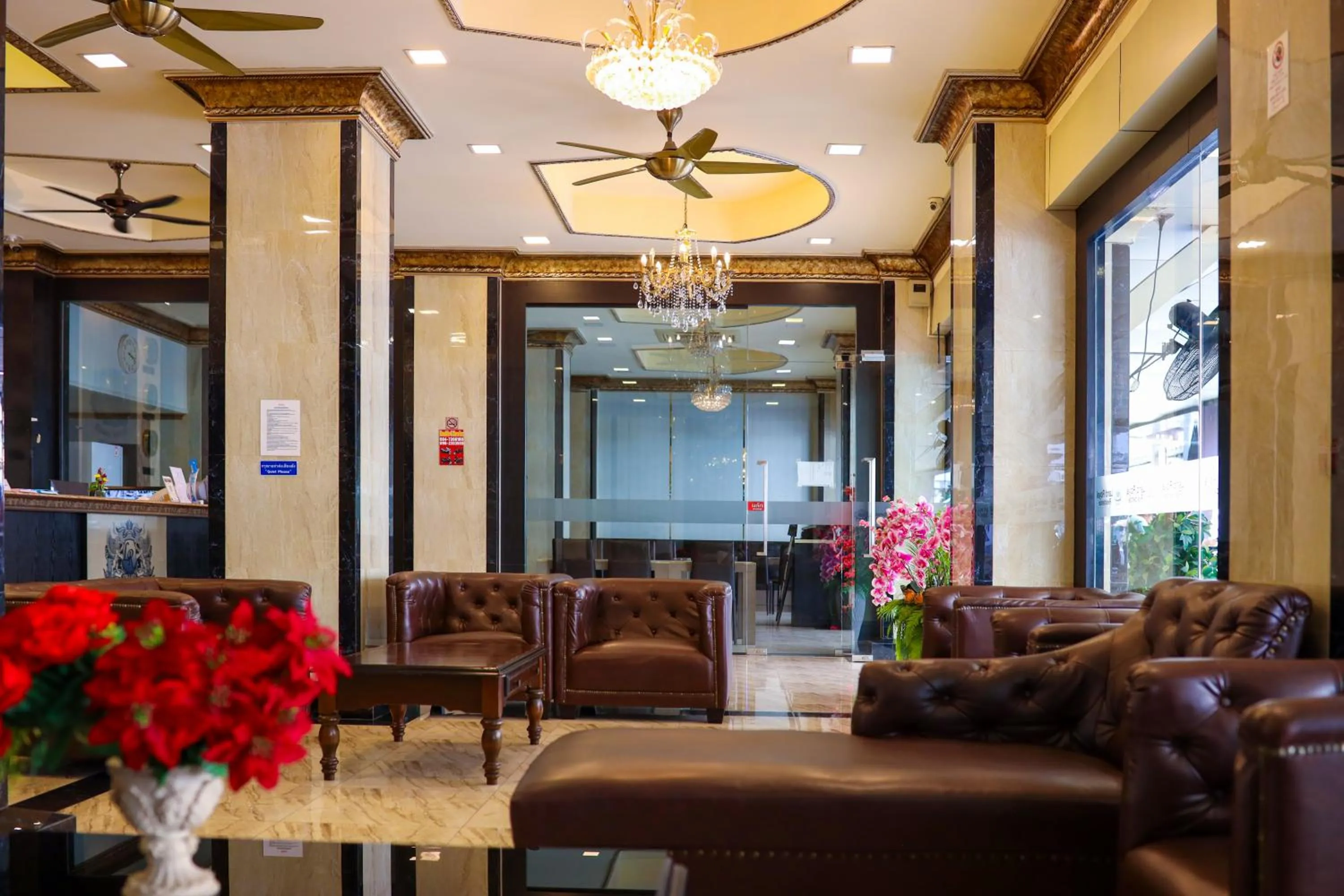 Lobby or reception in Land Royal Residence Pattaya