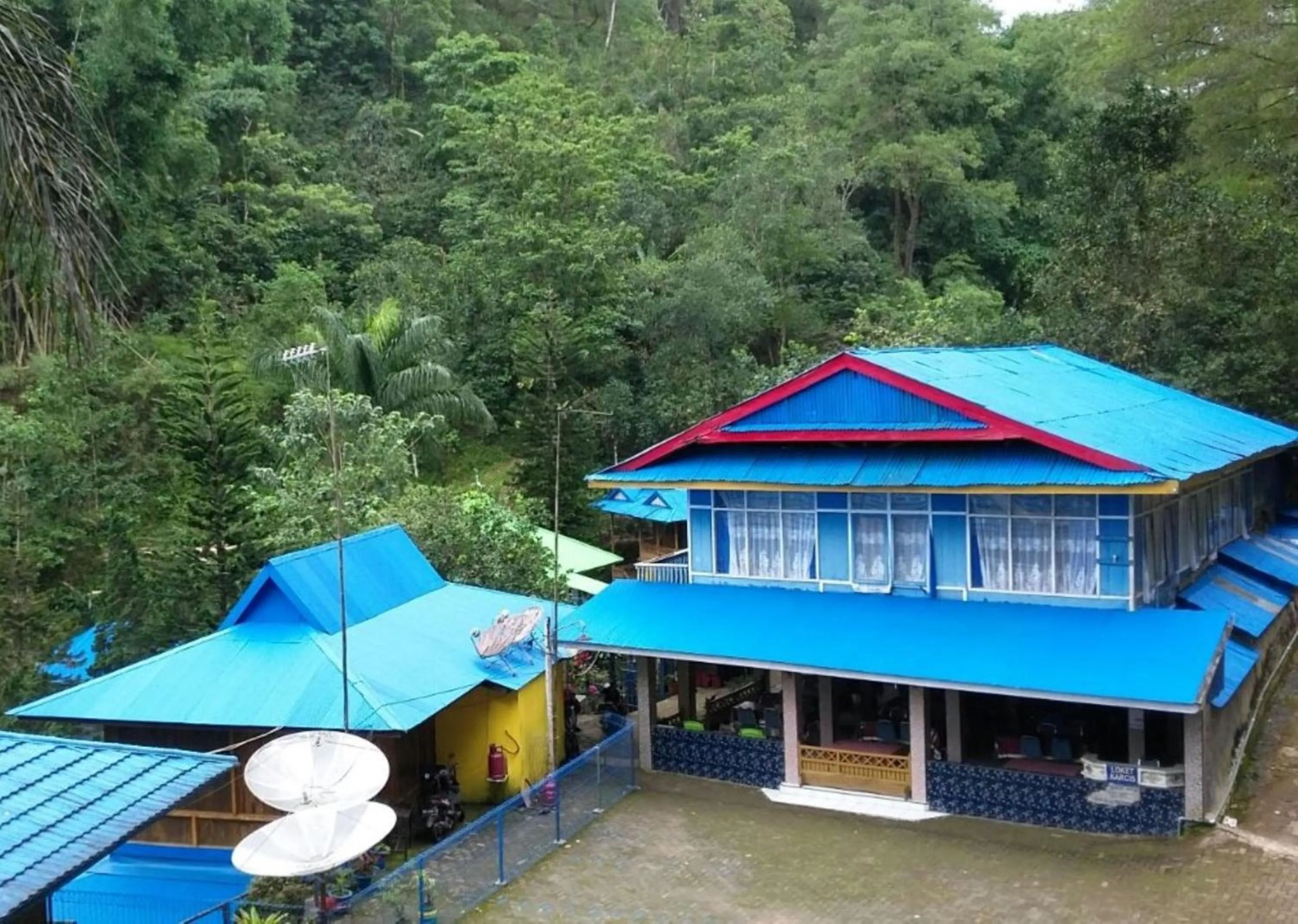Property building in Lembah Biru Lagoon