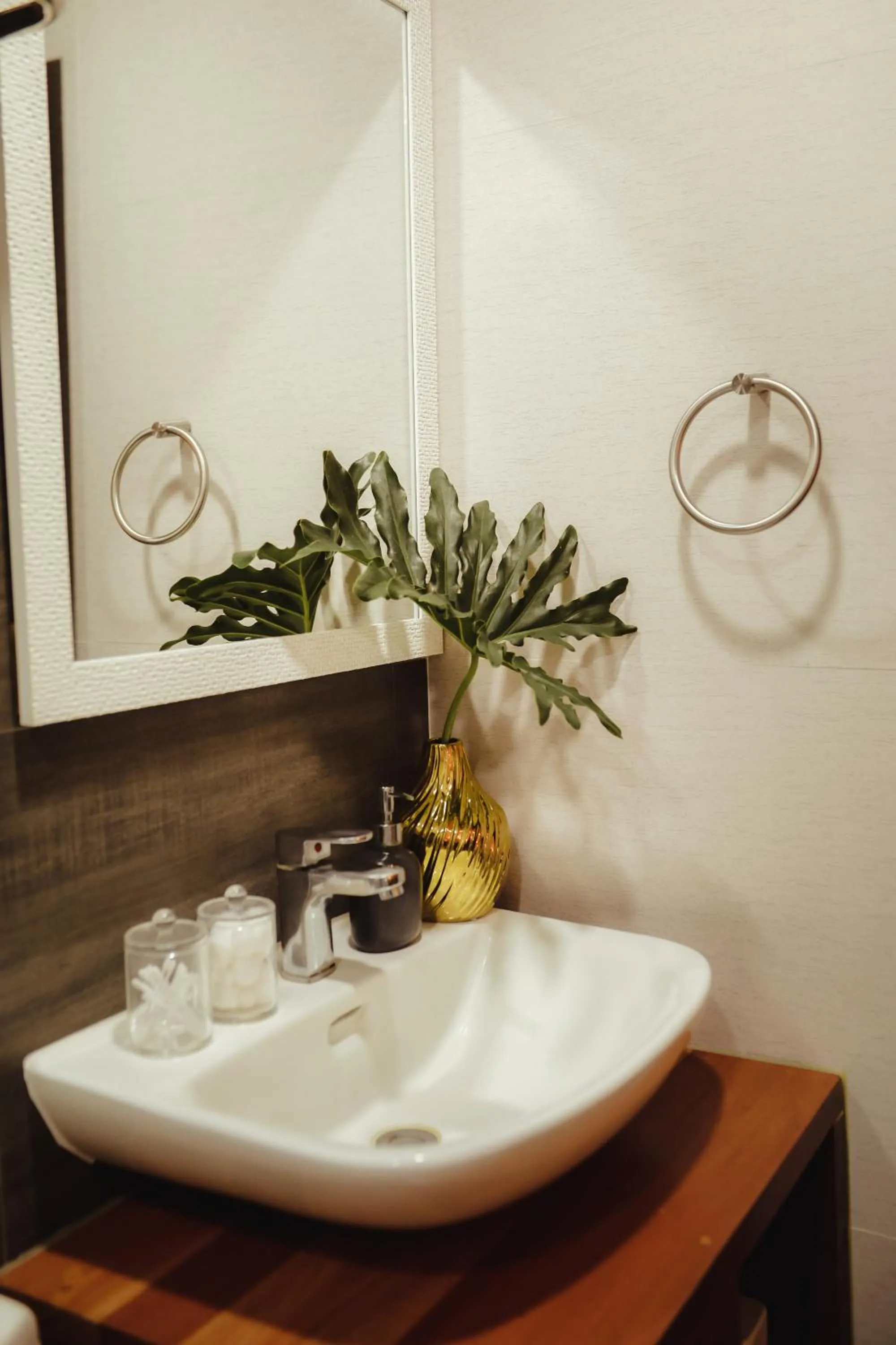 Bathroom in The Bourke Hotel