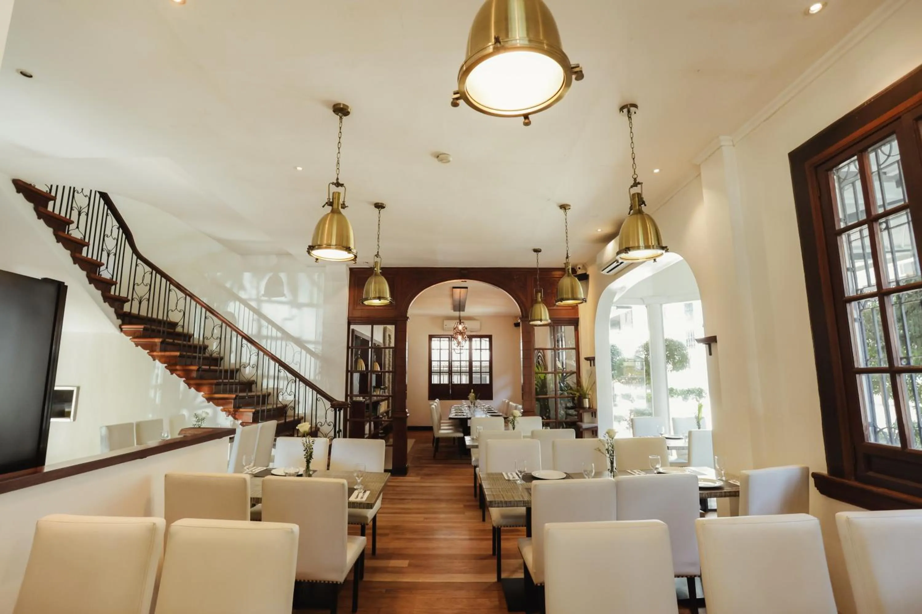 Restaurant/places to eat in The Bourke Hotel