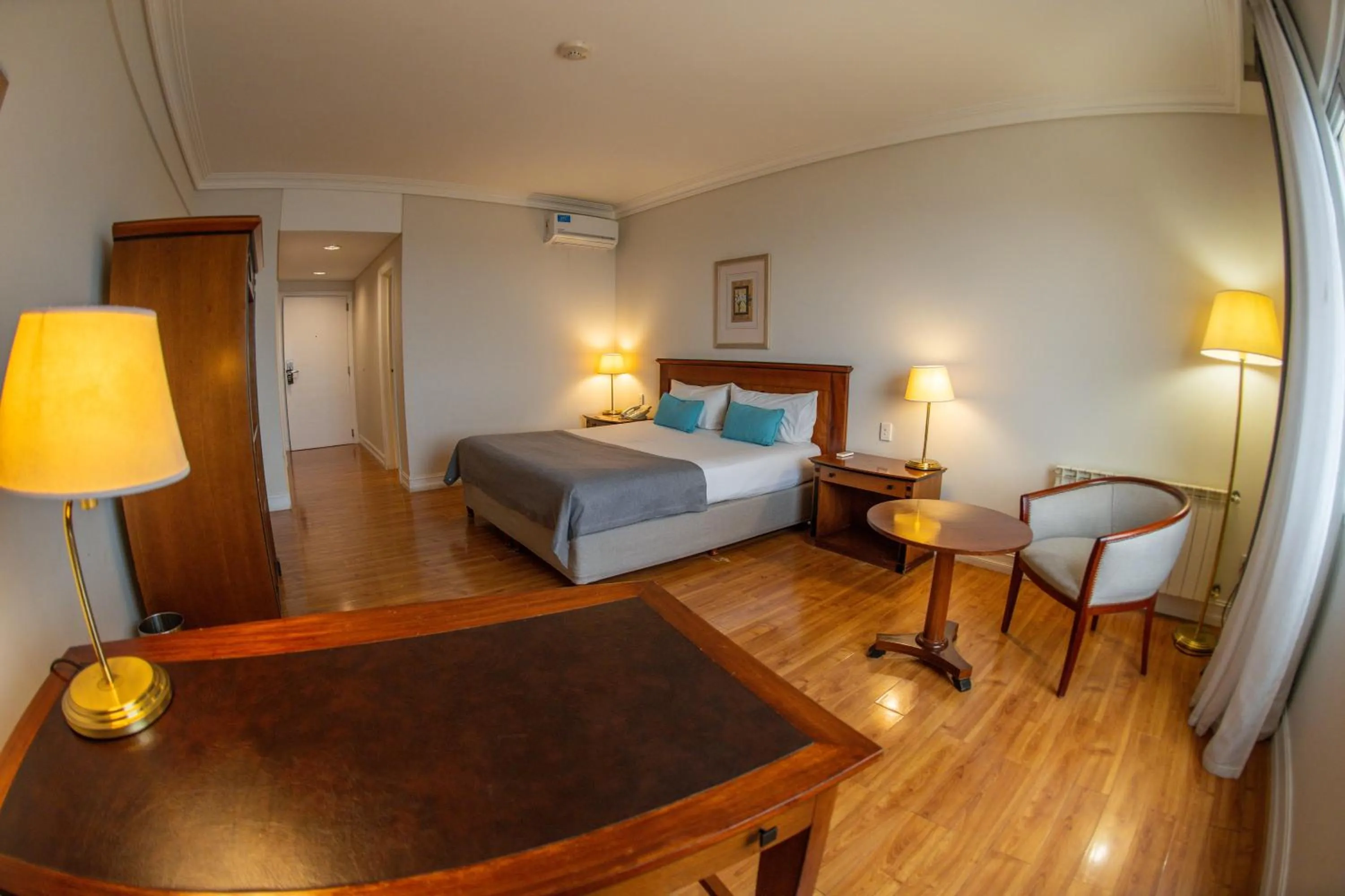 Bed in Lucania Palazzo Hotel