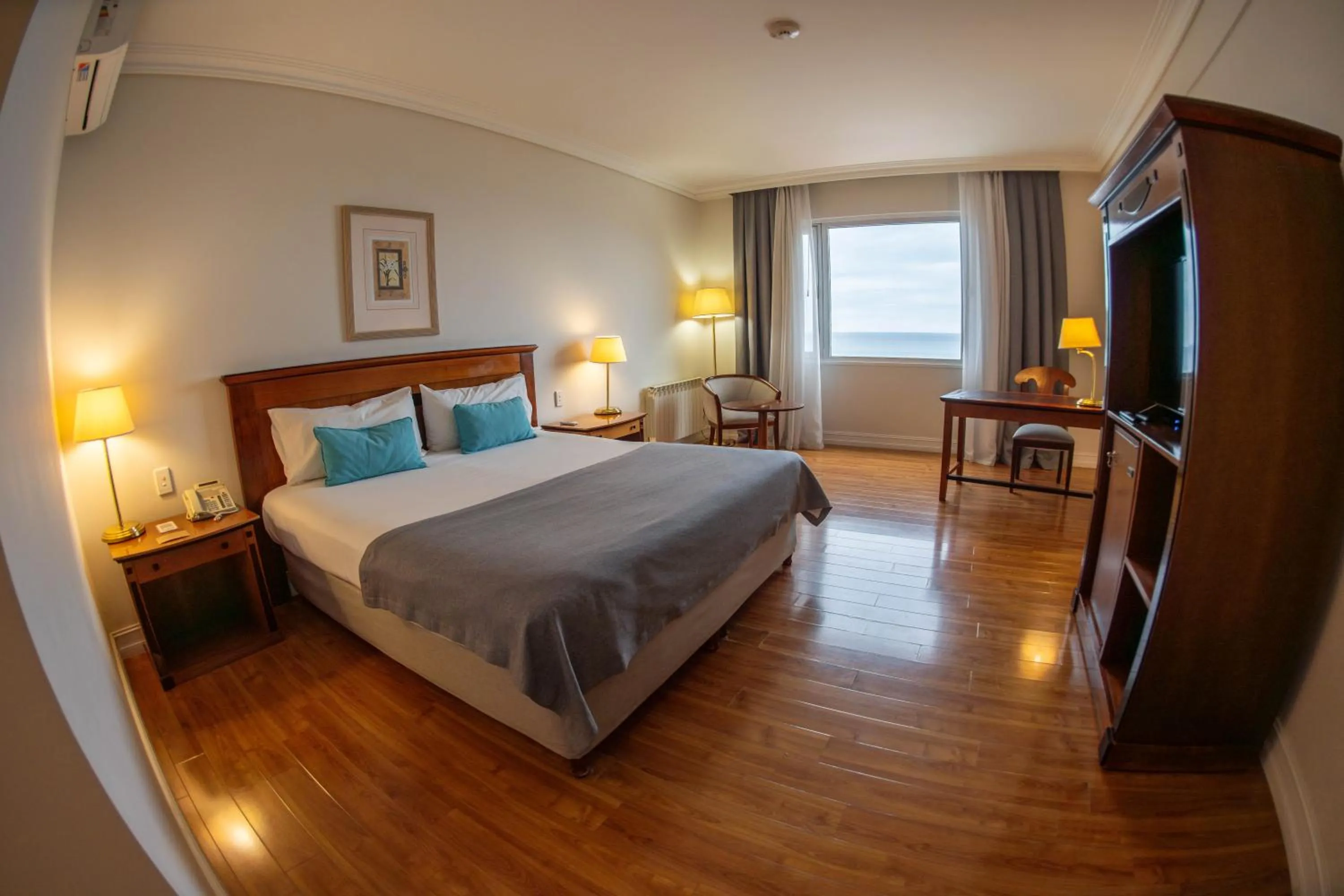 Bed in Lucania Palazzo Hotel