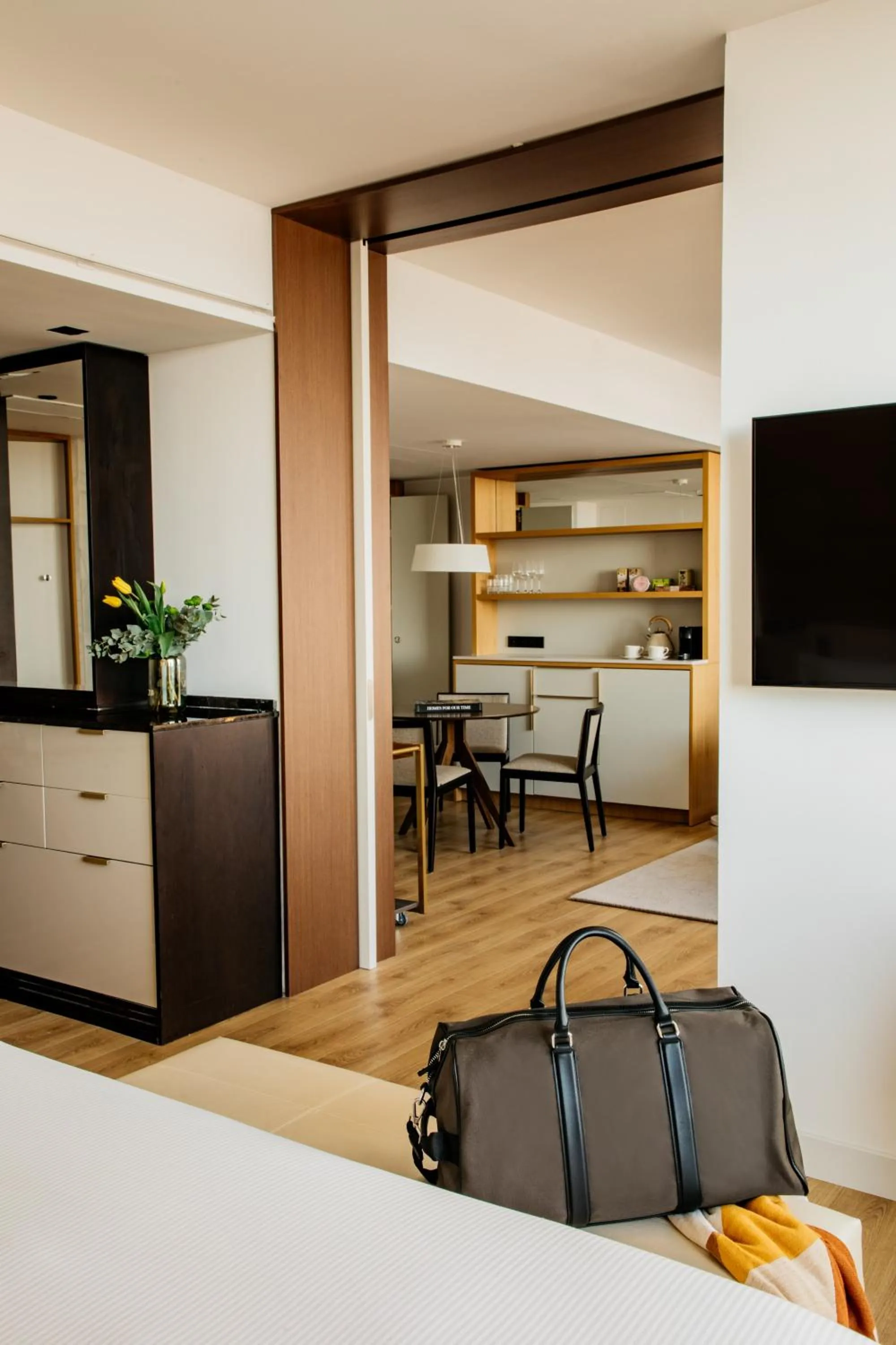 TV and multimedia in Torre Melina, a Gran Meliá Hotel