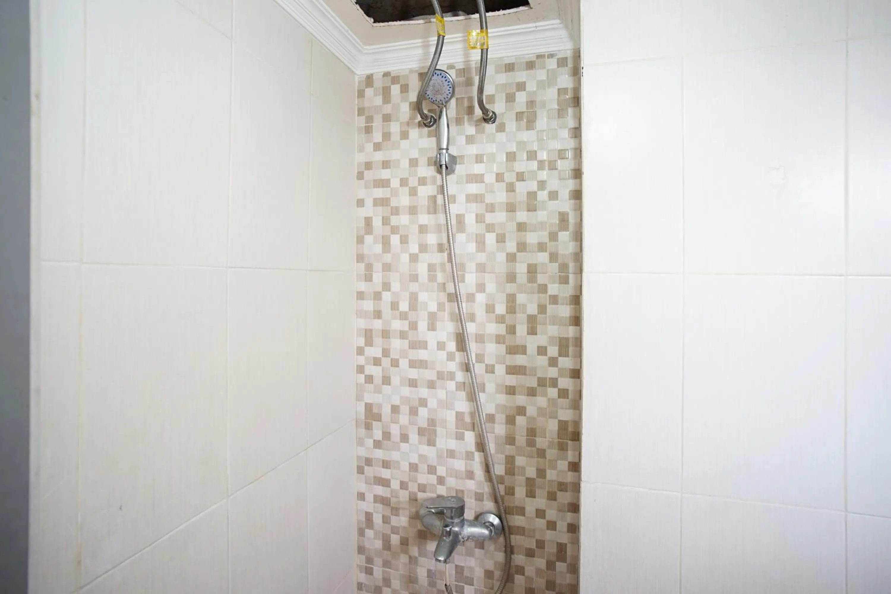 Bathroom in Planet Room Kemang View