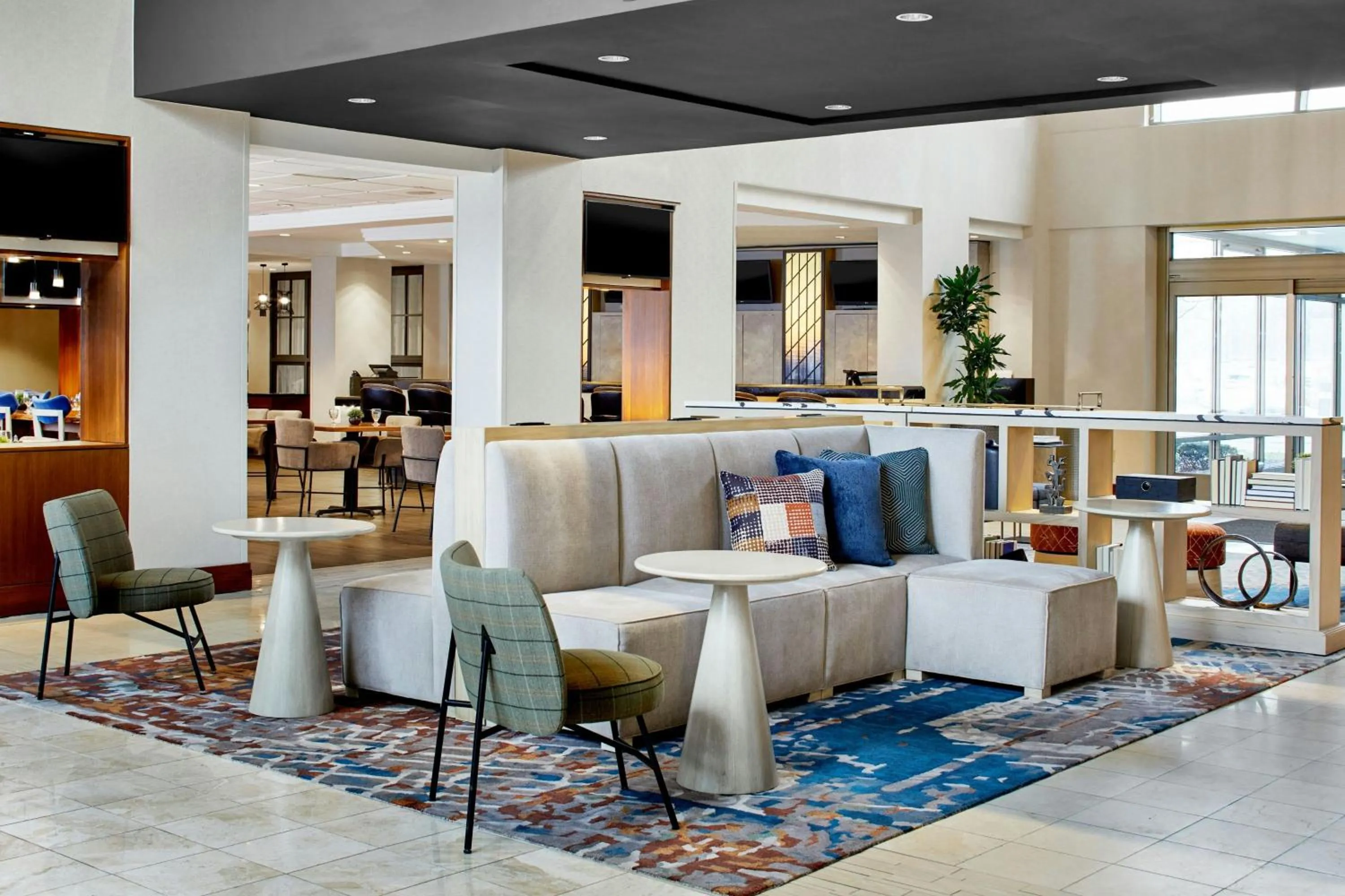 Lobby or reception in Detroit Metro Airport Marriott