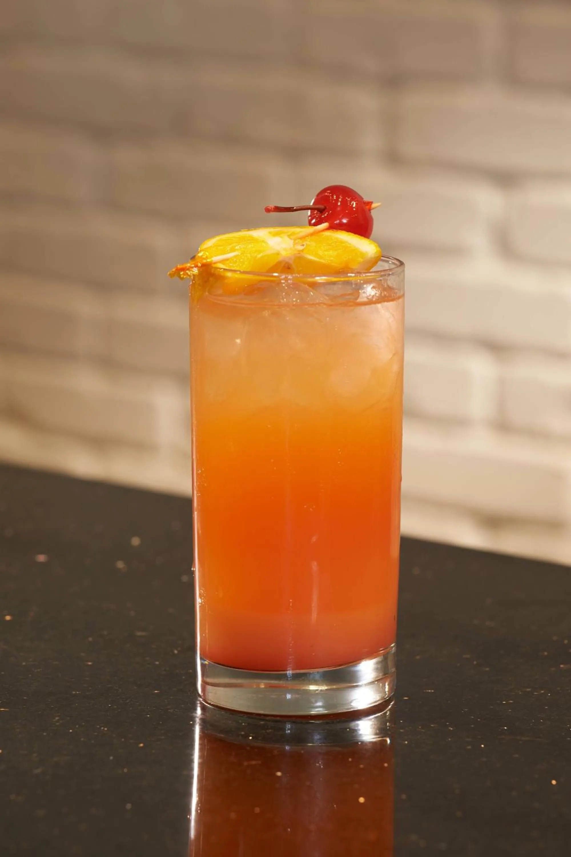 Lounge or bar in Detroit Metro Airport Marriott