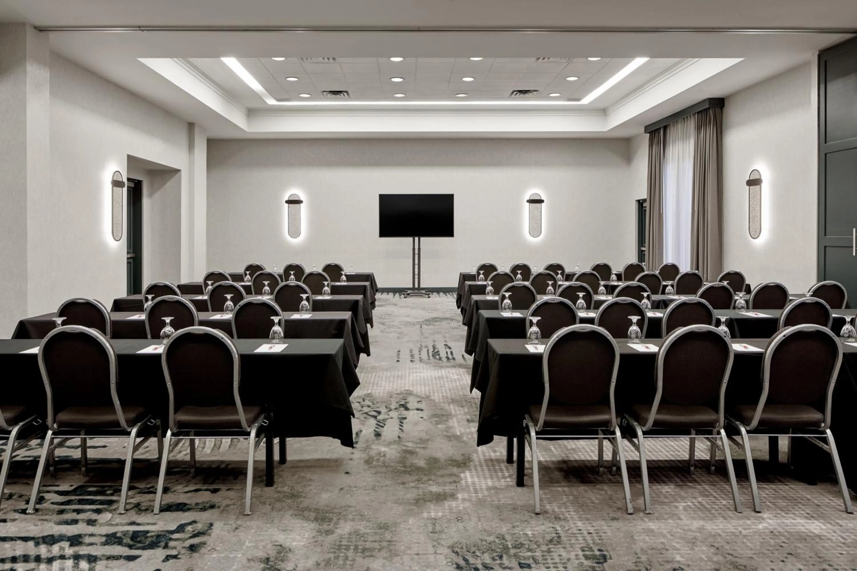 Meeting/conference room in Detroit Metro Airport Marriott