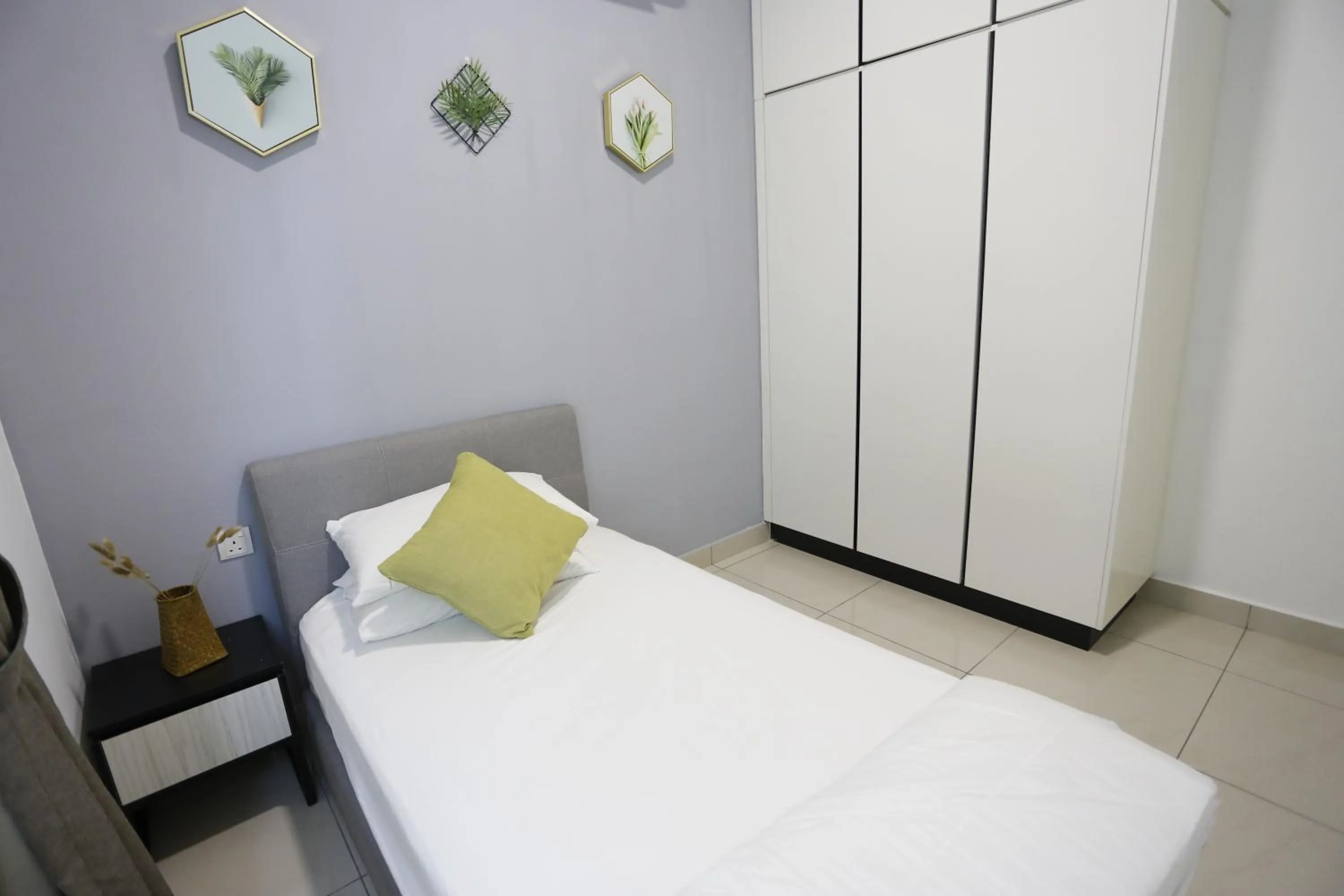 Bed in Pinnacle Tower Homestay by Home Cube