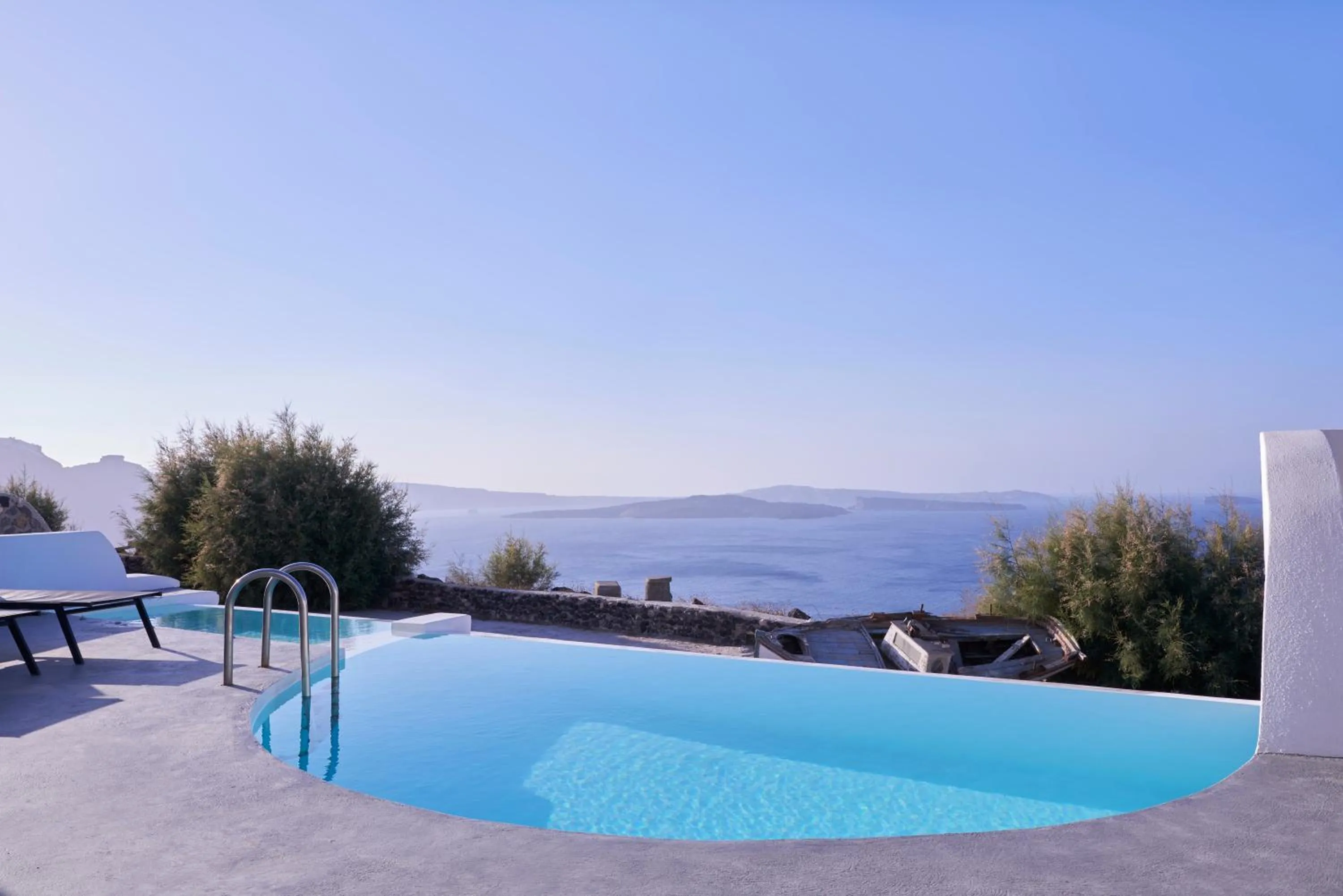 Pool view in Mr and Mrs White Oia - Santorini