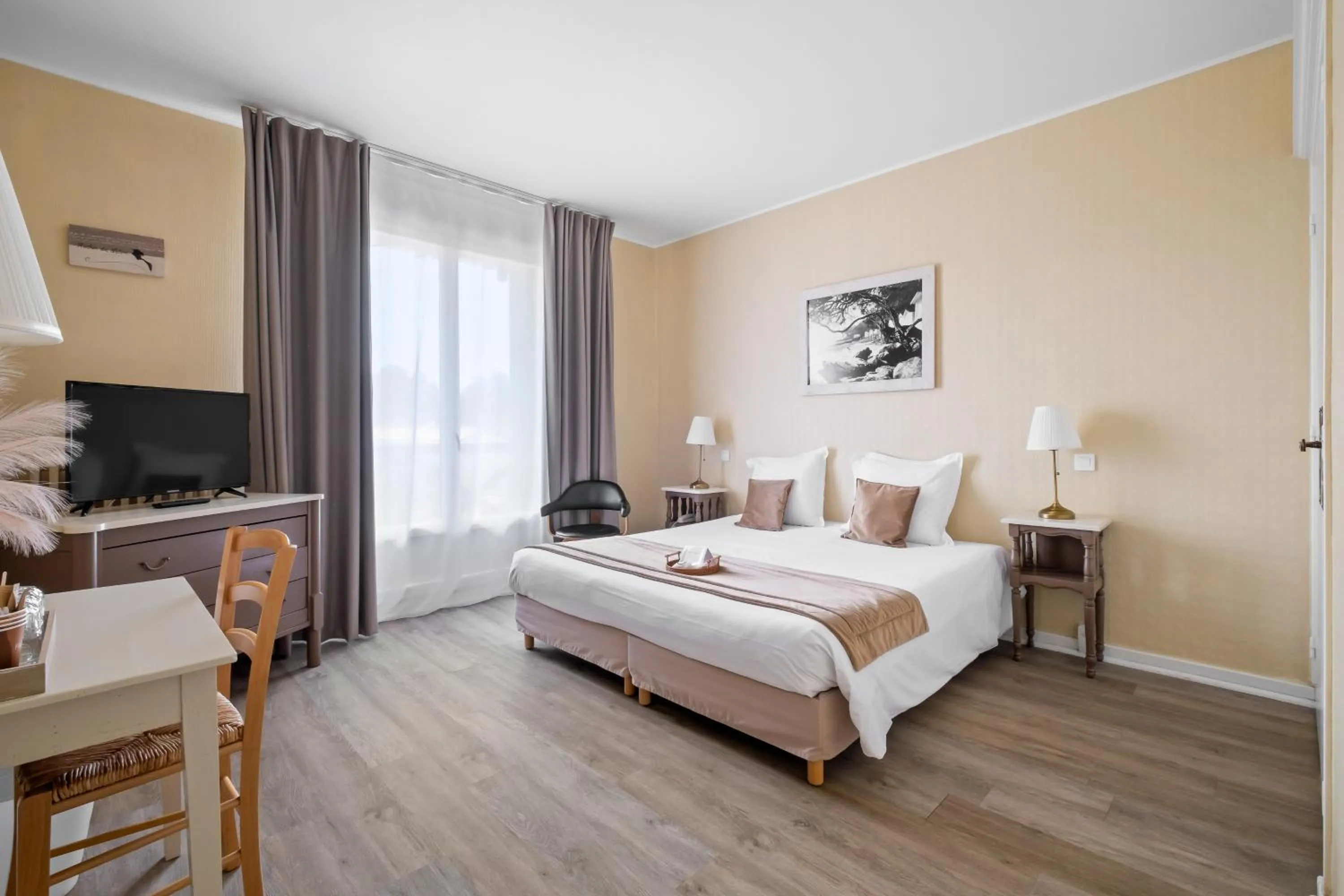 Bedroom, Bed in Hotel Saint Paul